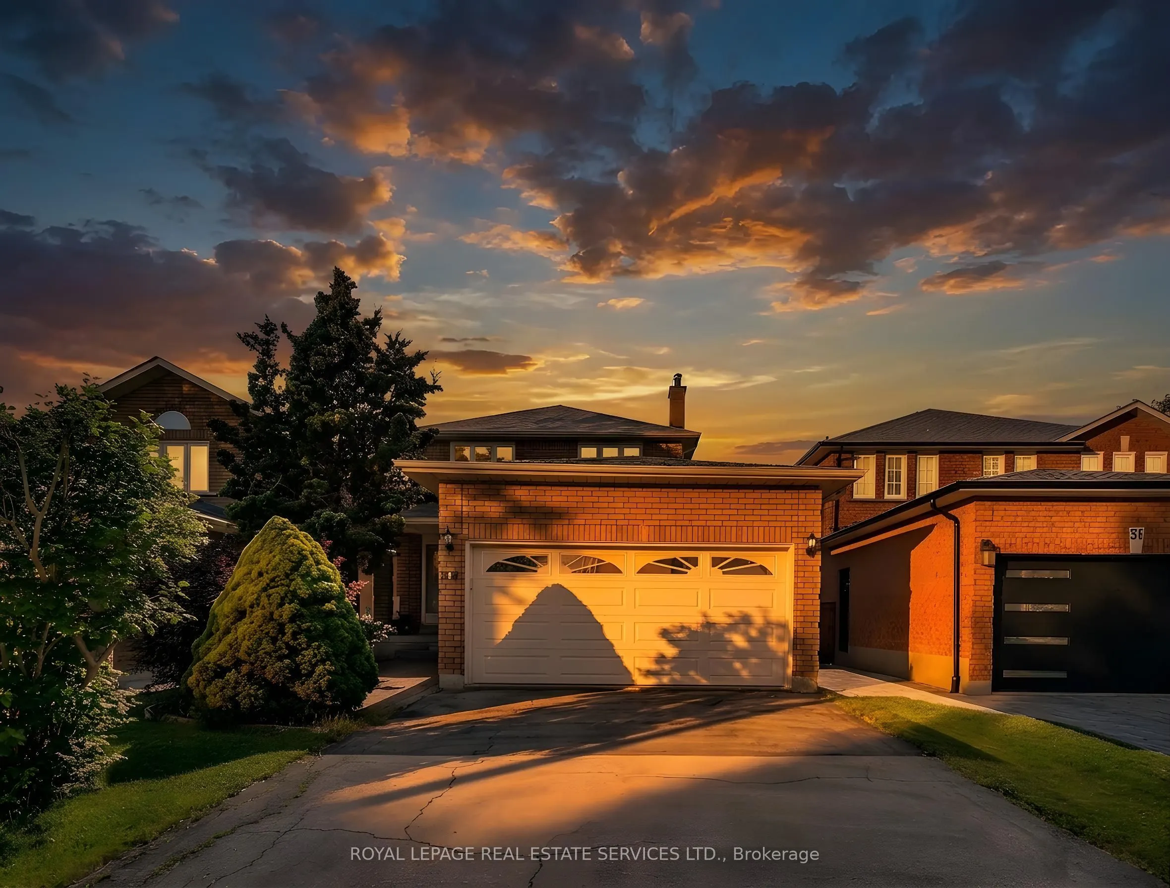 47 Velvet Crescent