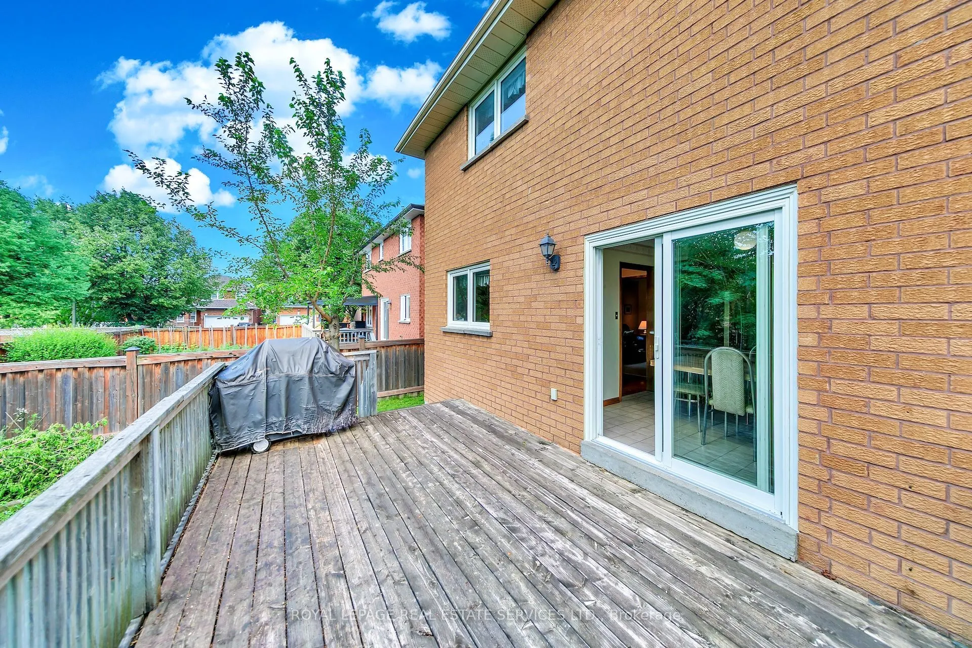 47 Velvet Crescent