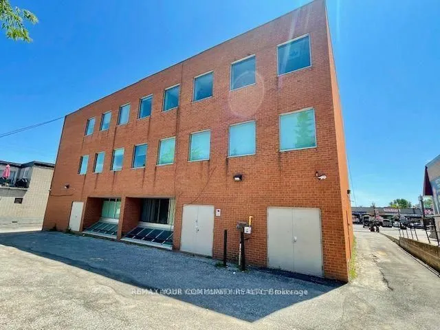 107 Holland Street E #202