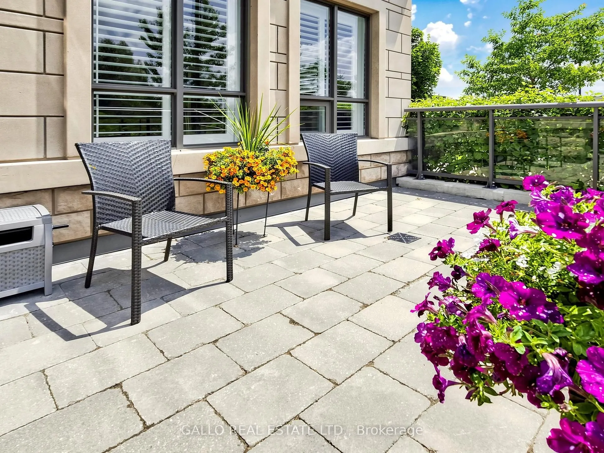 25 Baker Hill Boulevard #118
