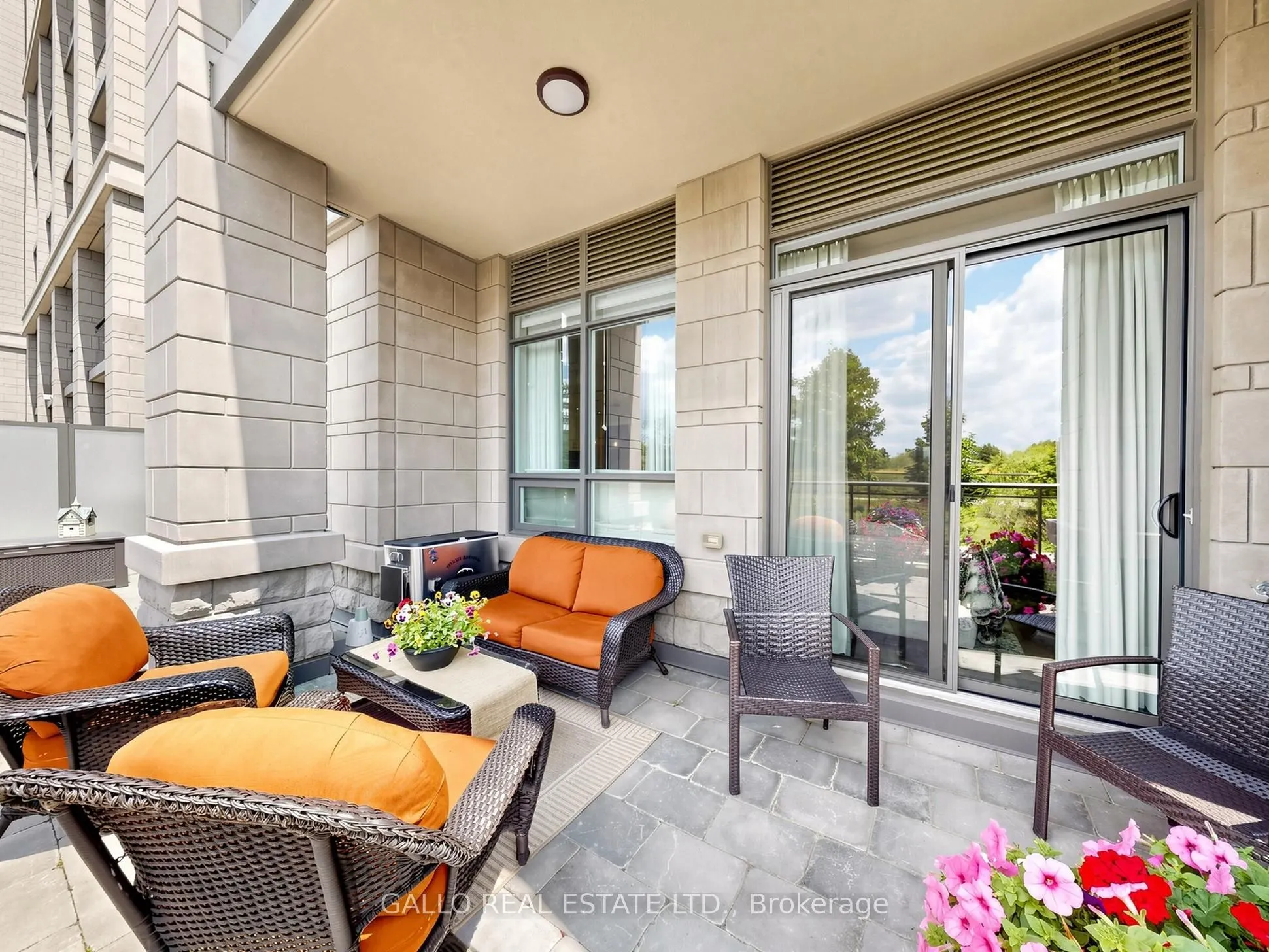 25 Baker Hill Boulevard #118