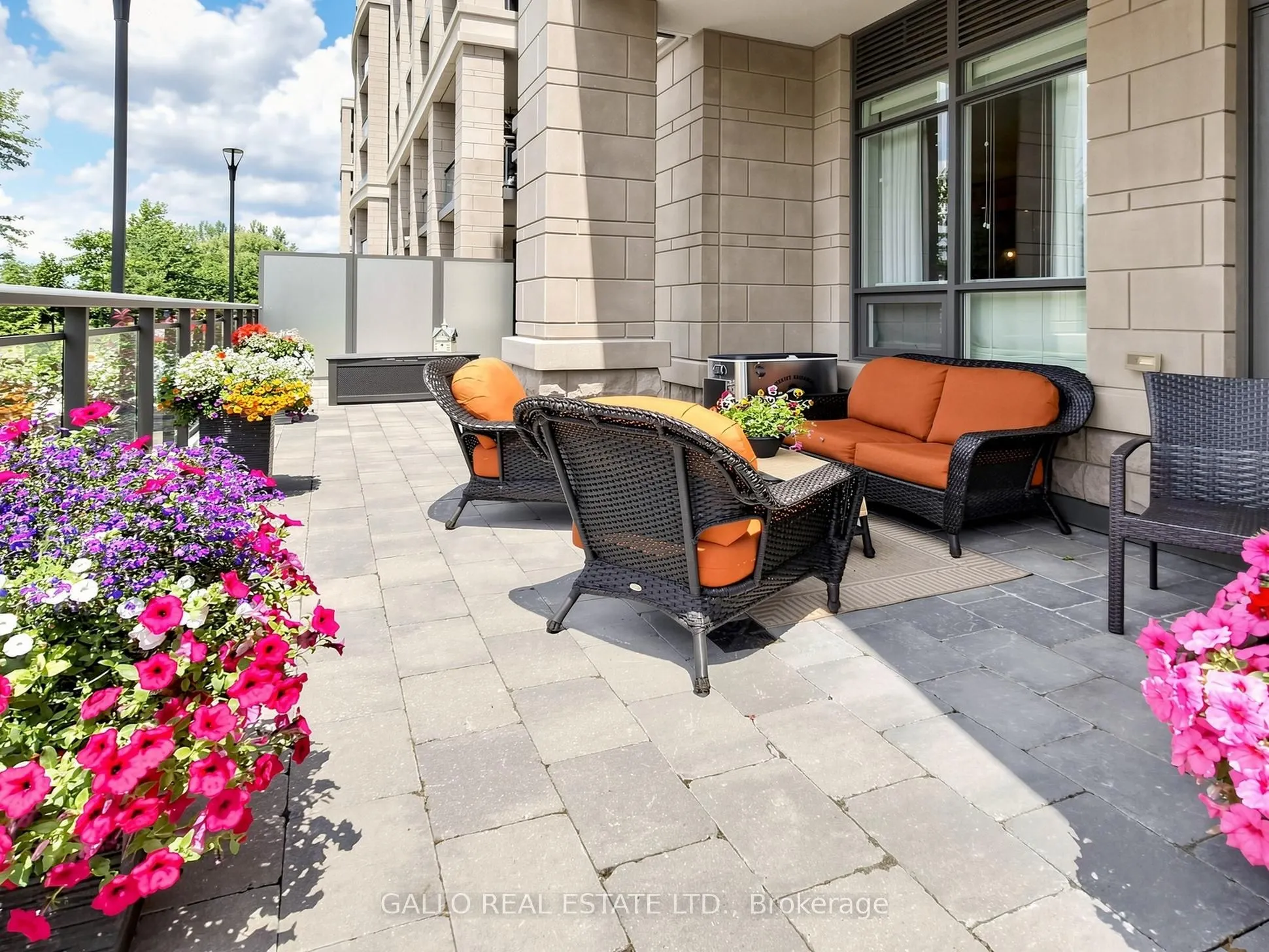 25 Baker Hill Boulevard #118