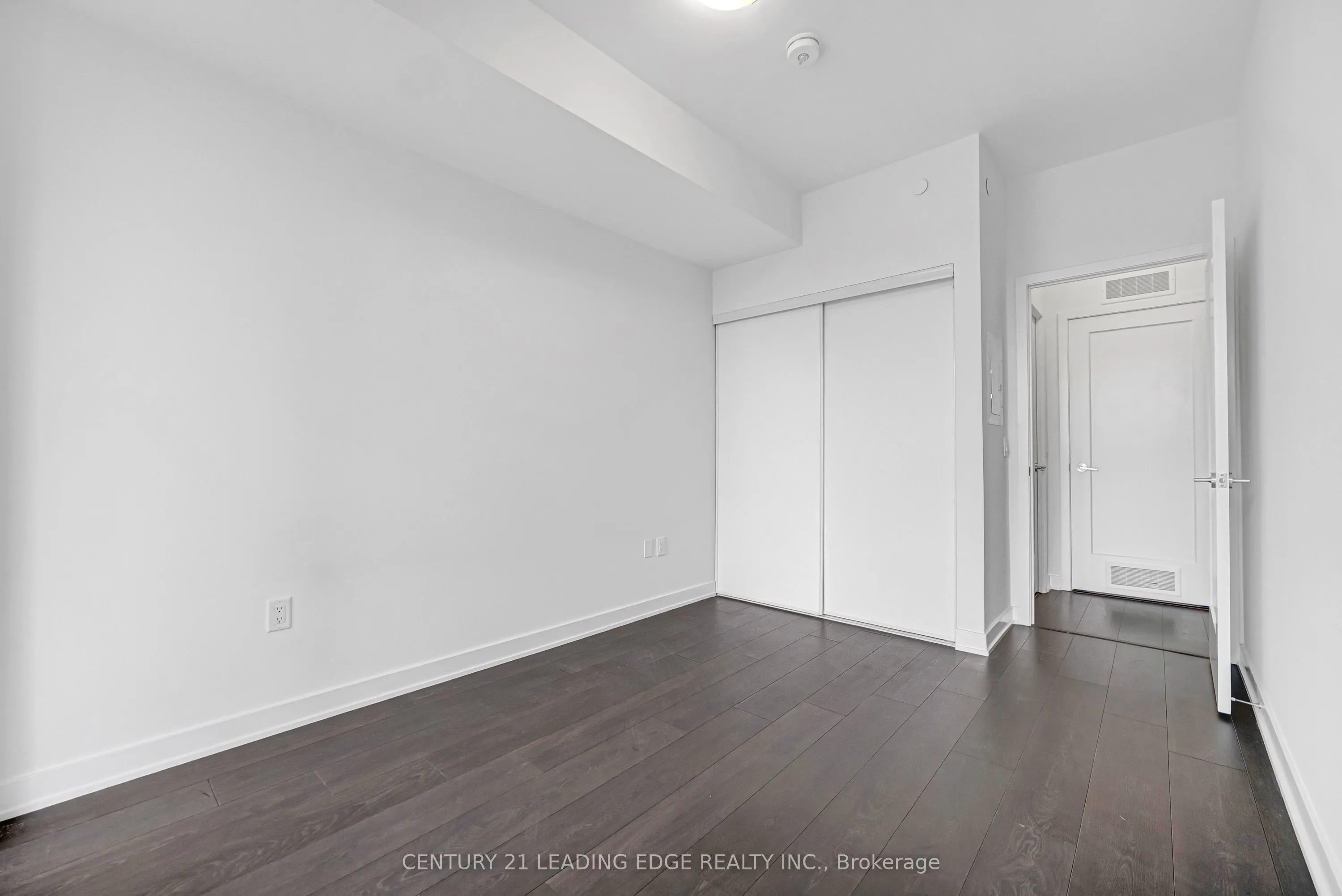 95 Oneida Crescent #707
