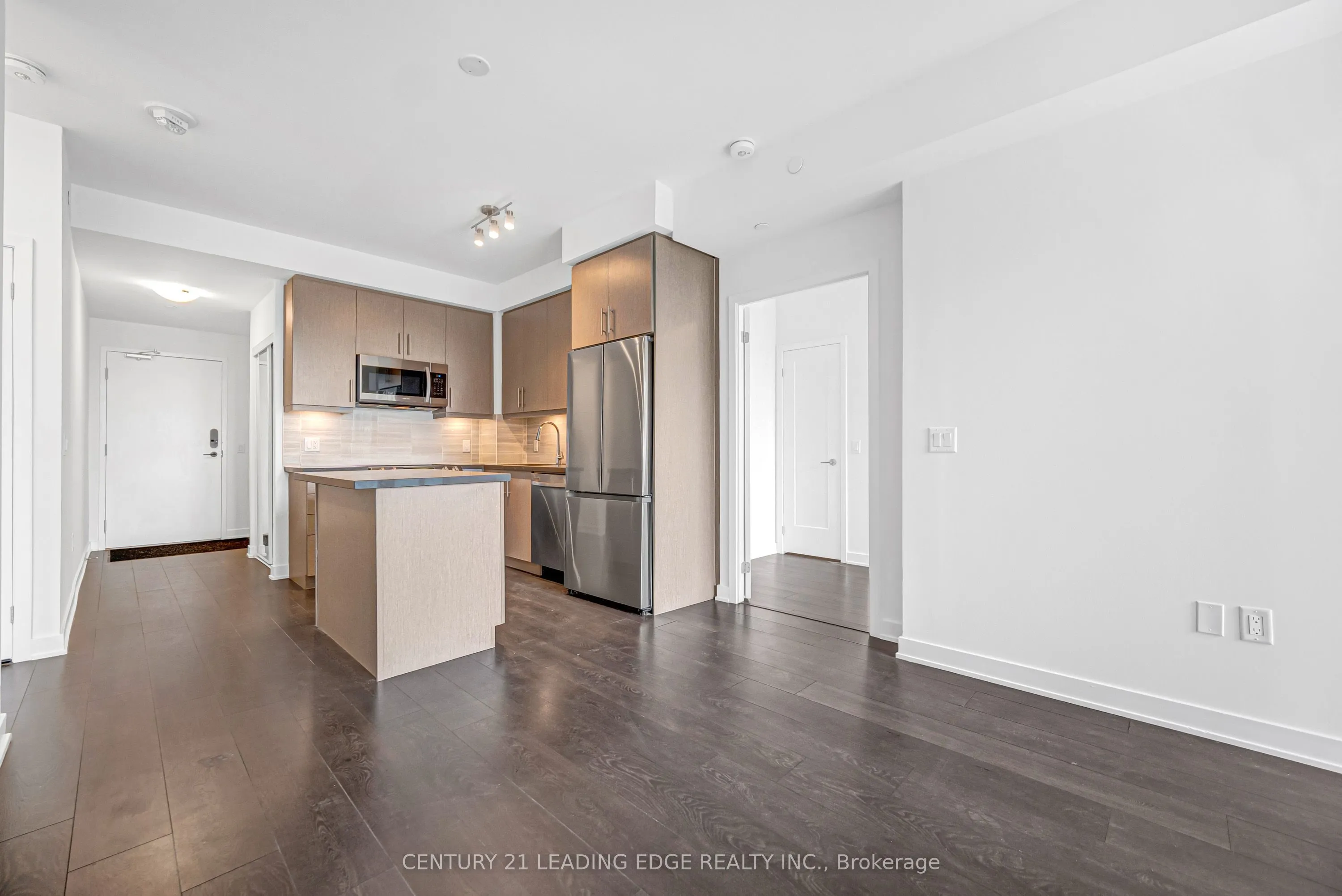 95 Oneida Crescent #707