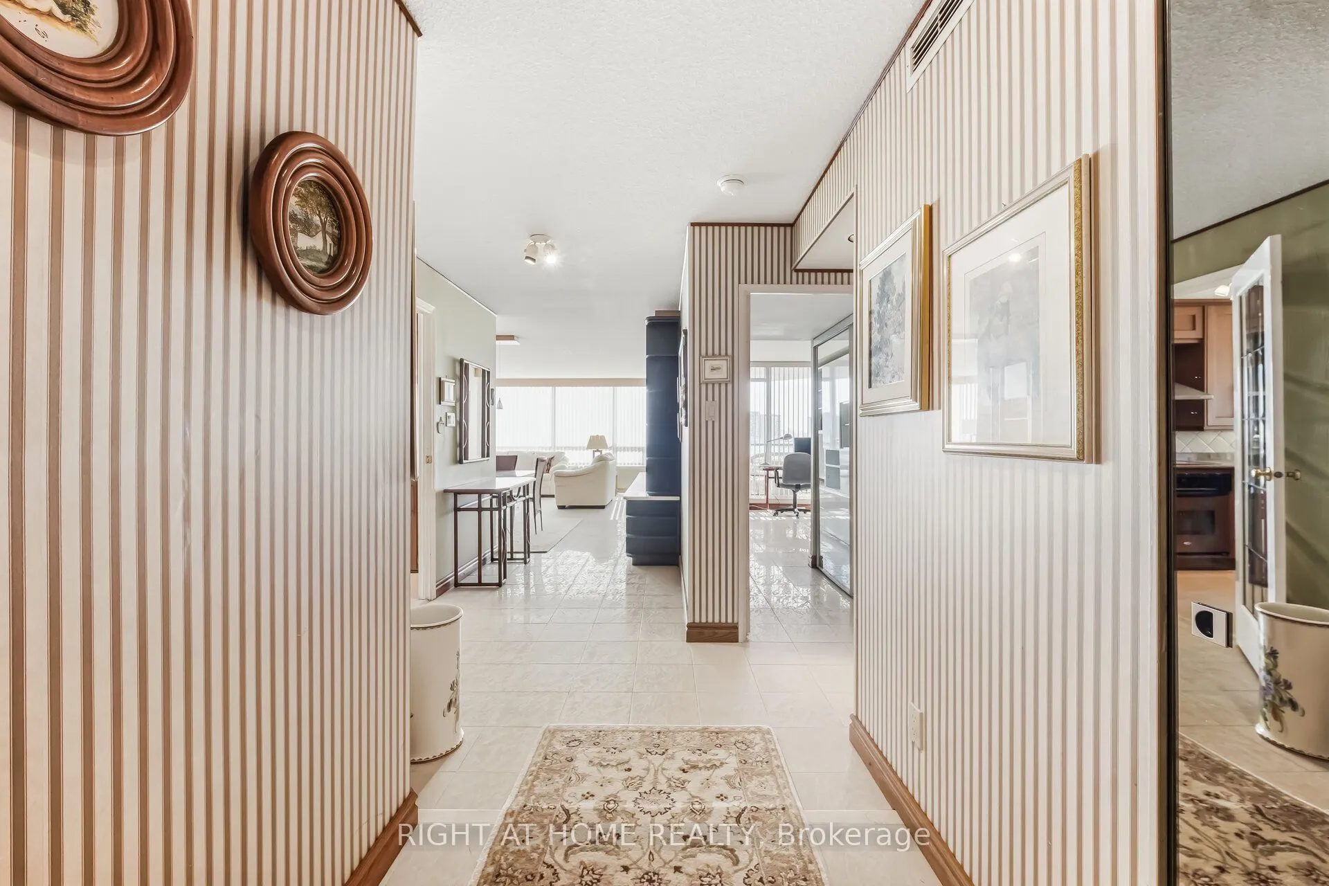 120 Promenade Circle #711
