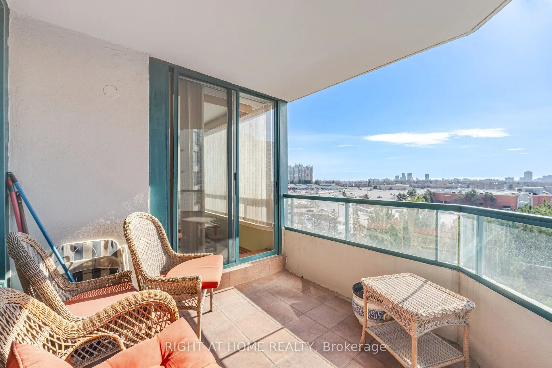 120 Promenade Circle #711