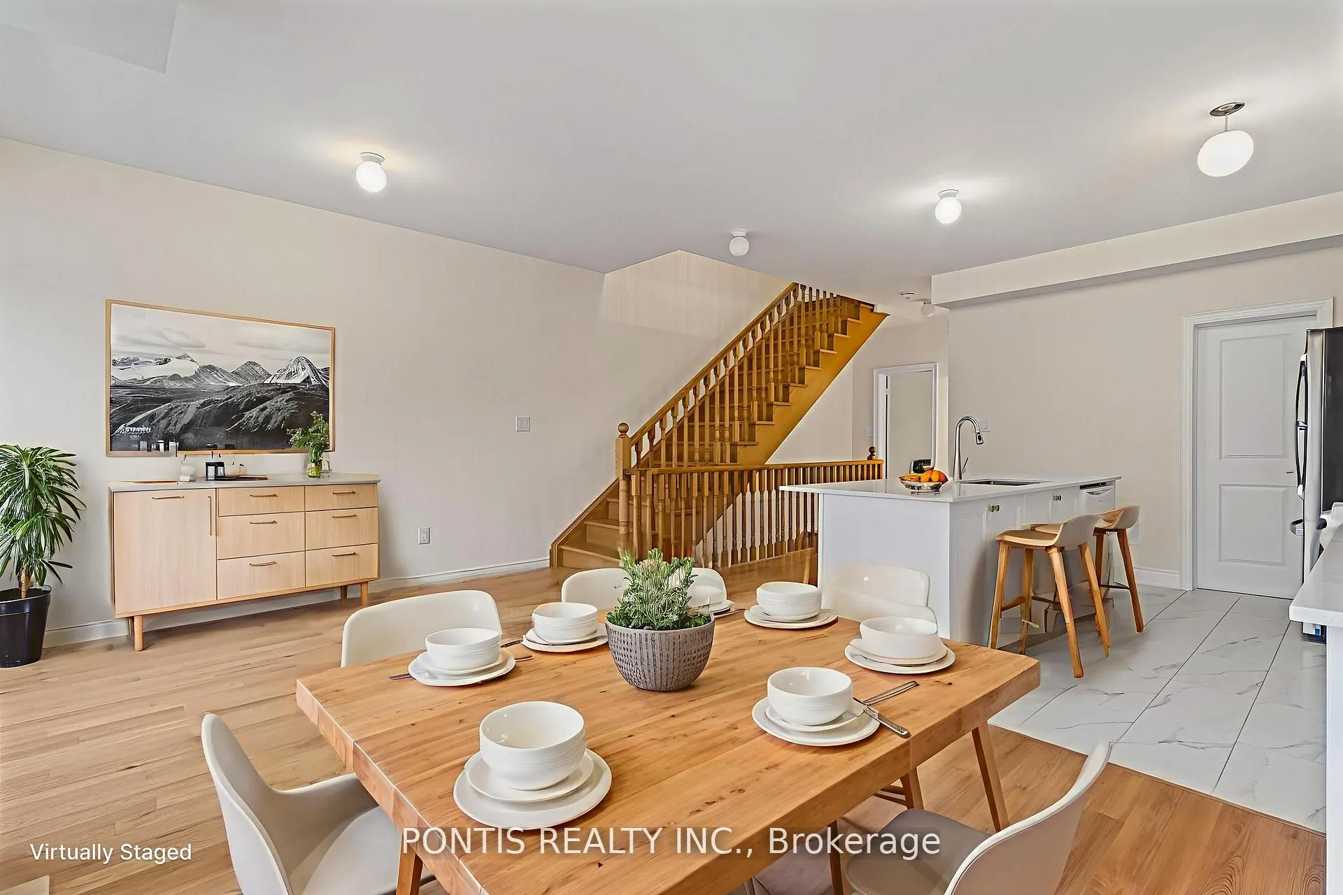 221 Tennant Circle