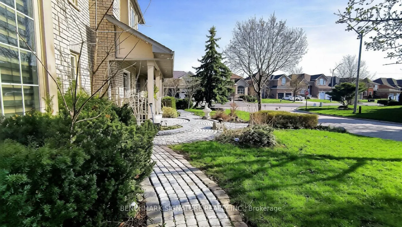 75 Boxwood Crescent