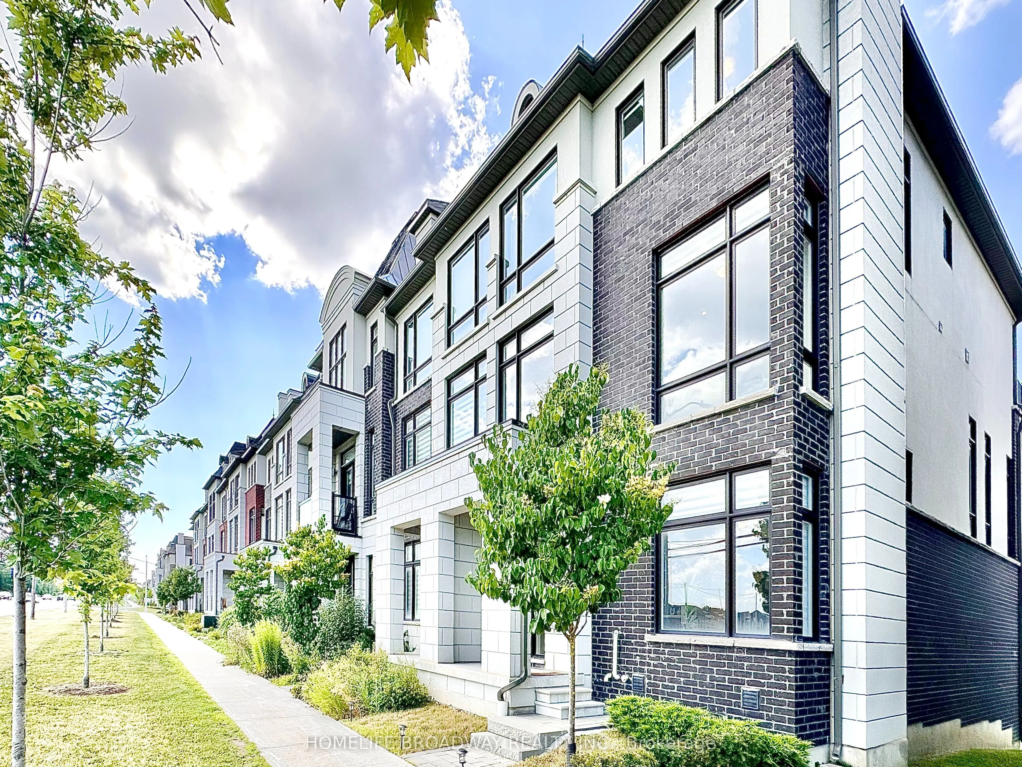 300 King Road