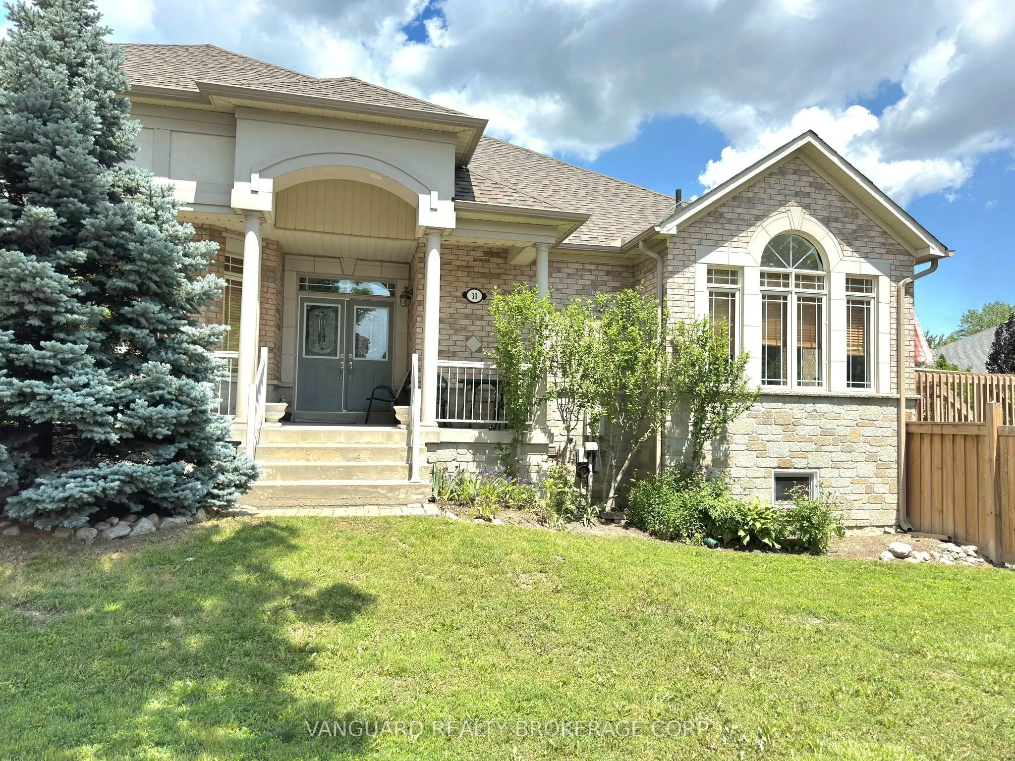 30 Noah Crescent