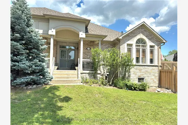 30 Noah Crescent