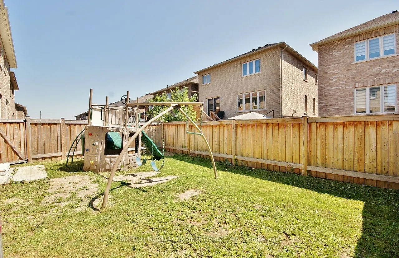 174 Stevenson Crescent