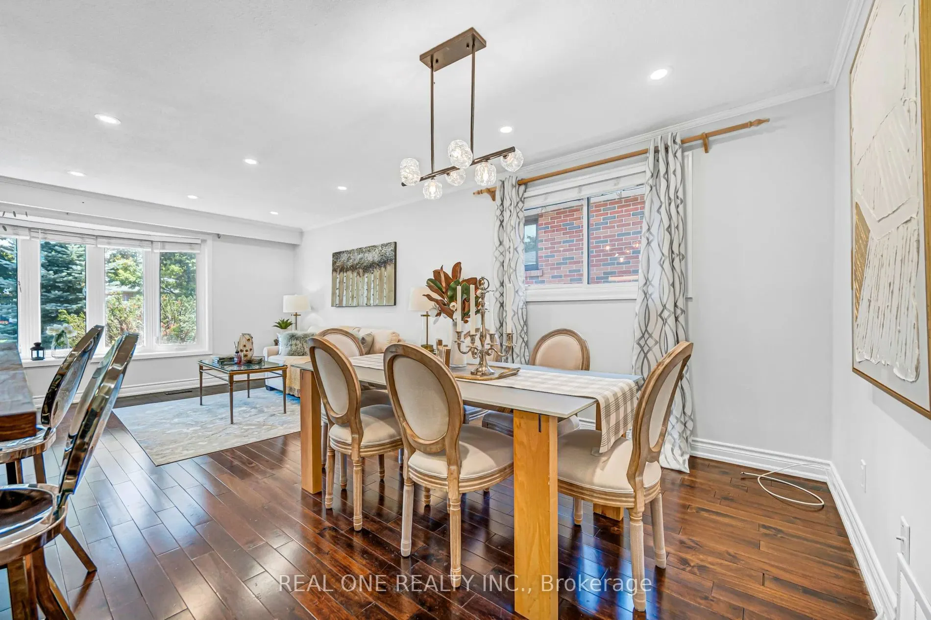 52 Devins Drive
