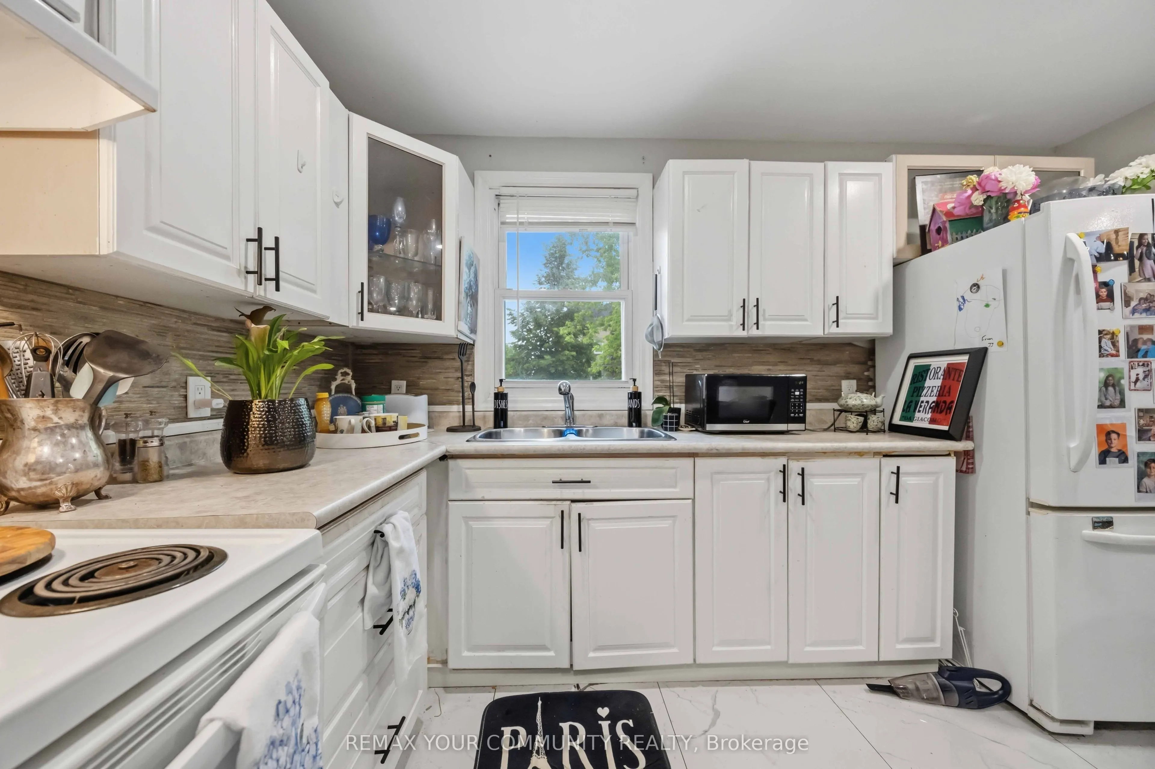 148 Bayview Avenue