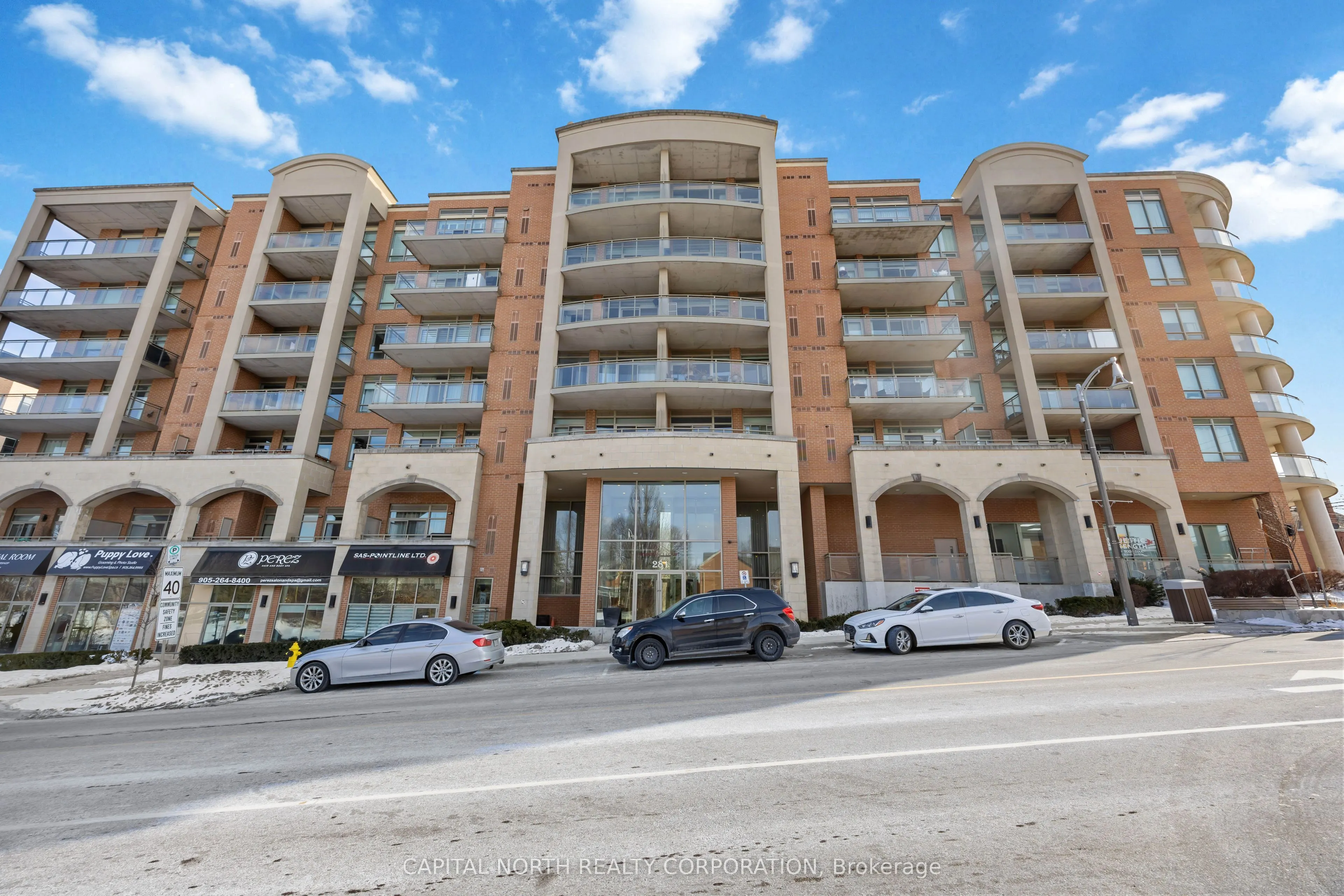 281 Woodbridge Avenue #242