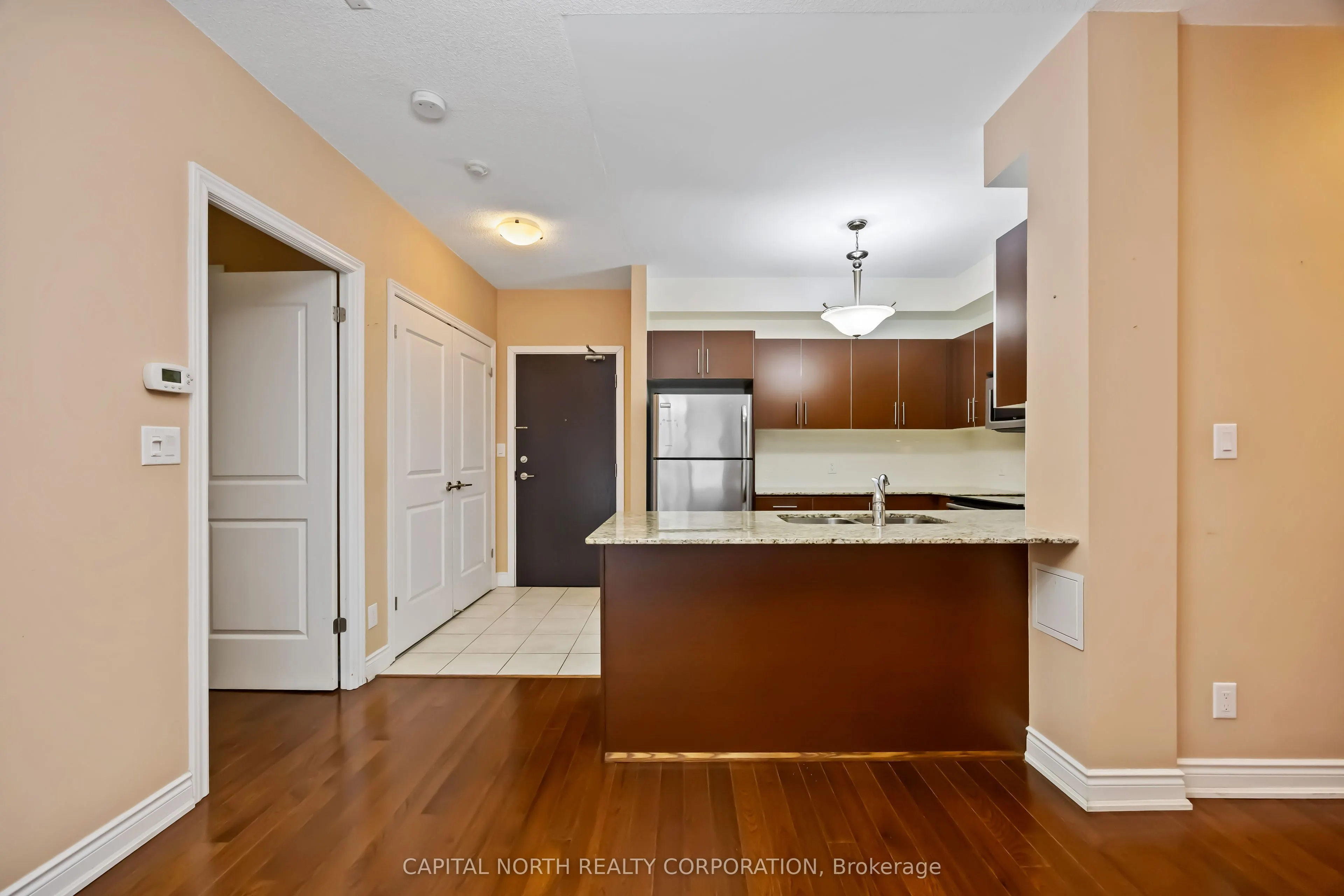 281 Woodbridge Avenue #242