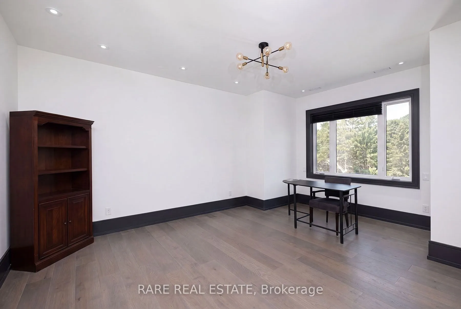 23 Valleyview Court