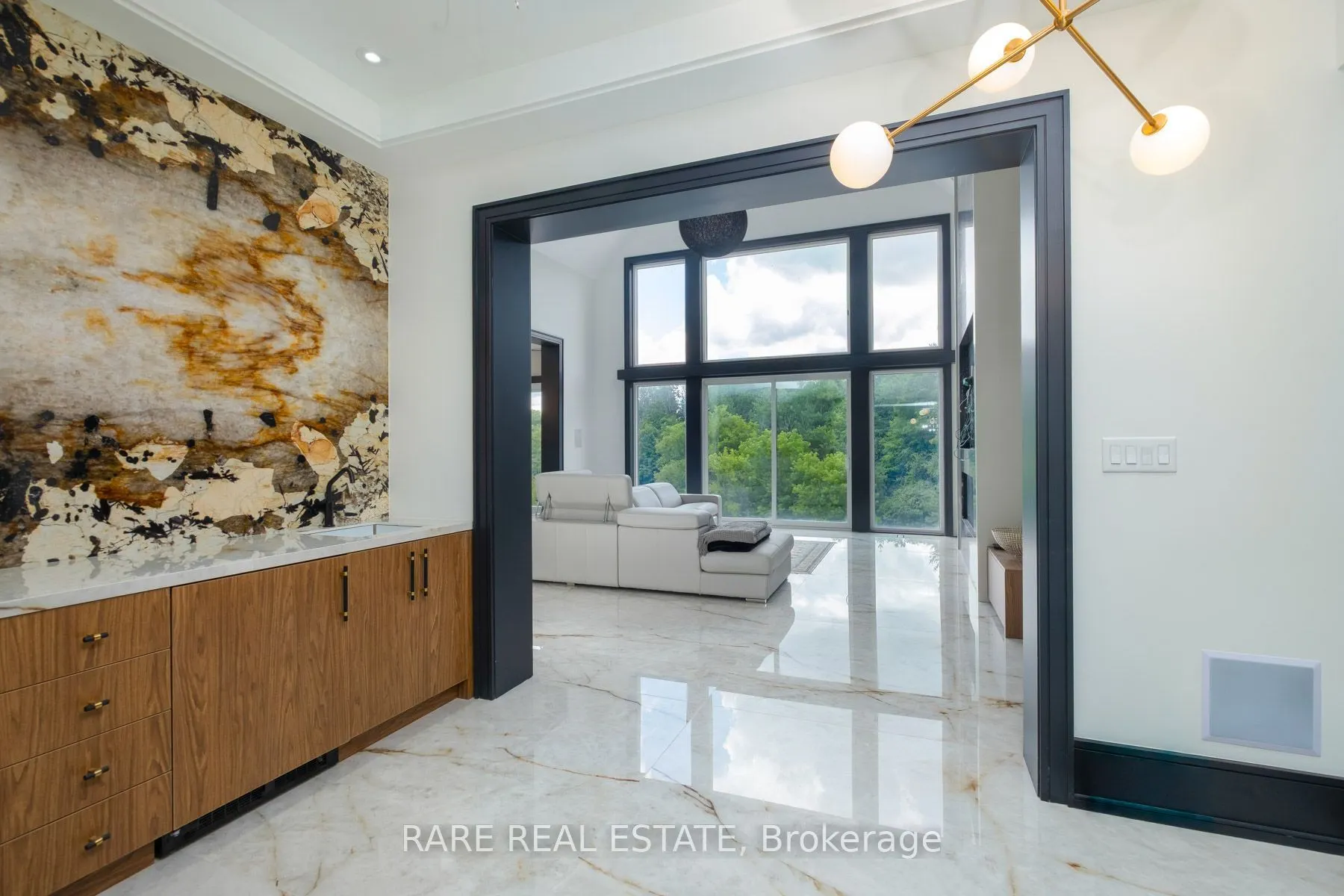 23 Valleyview Court