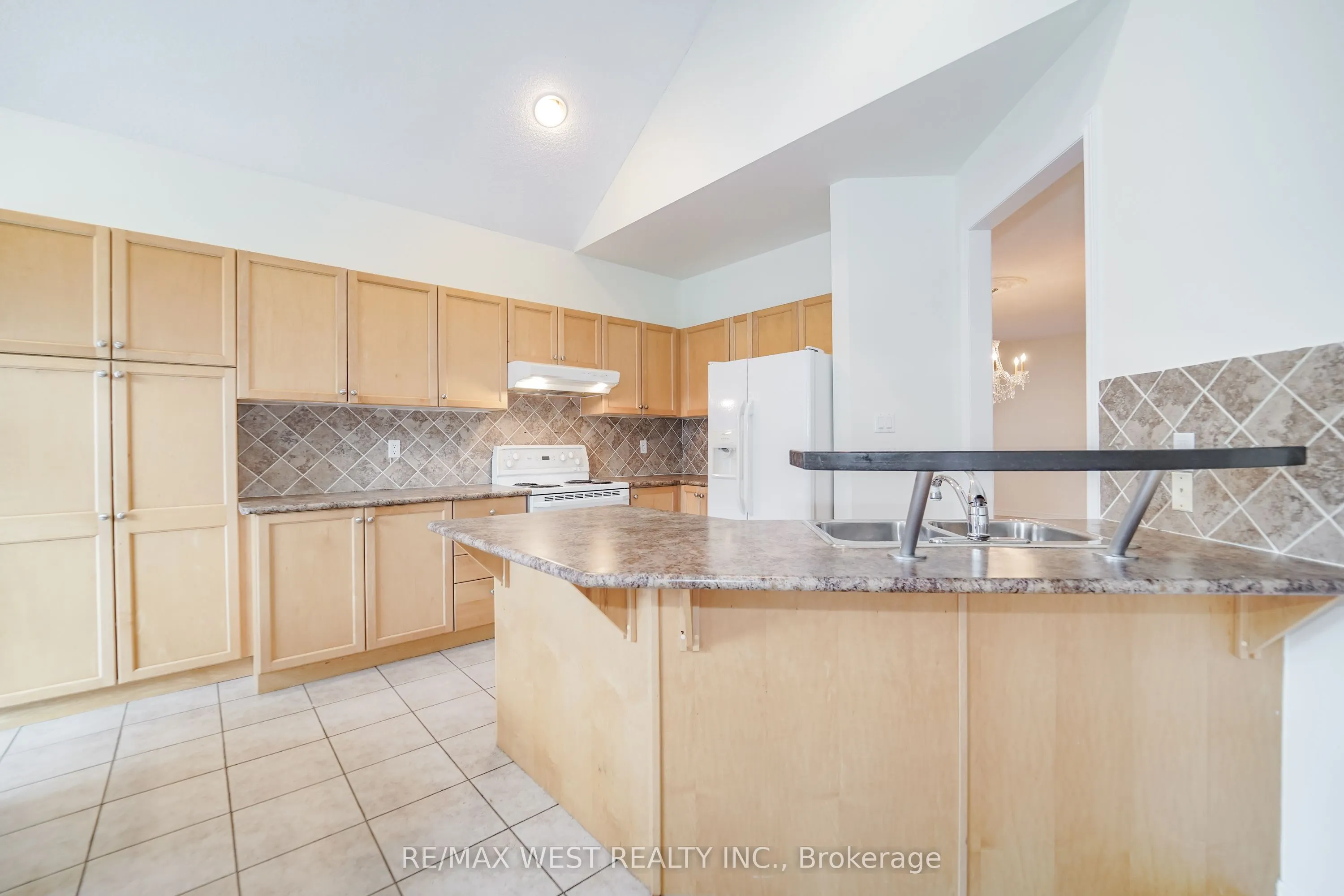 21 Mira Vista Place