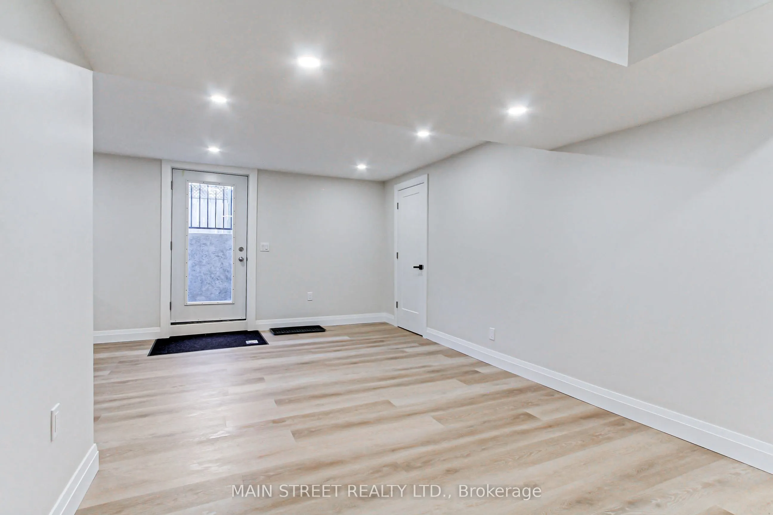4 Carrington Place #B