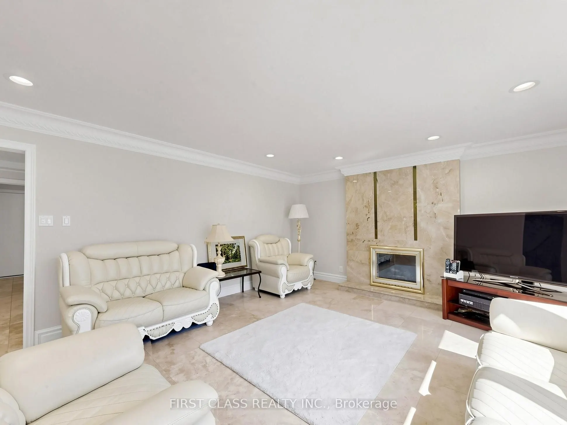 9 Westpoint Court