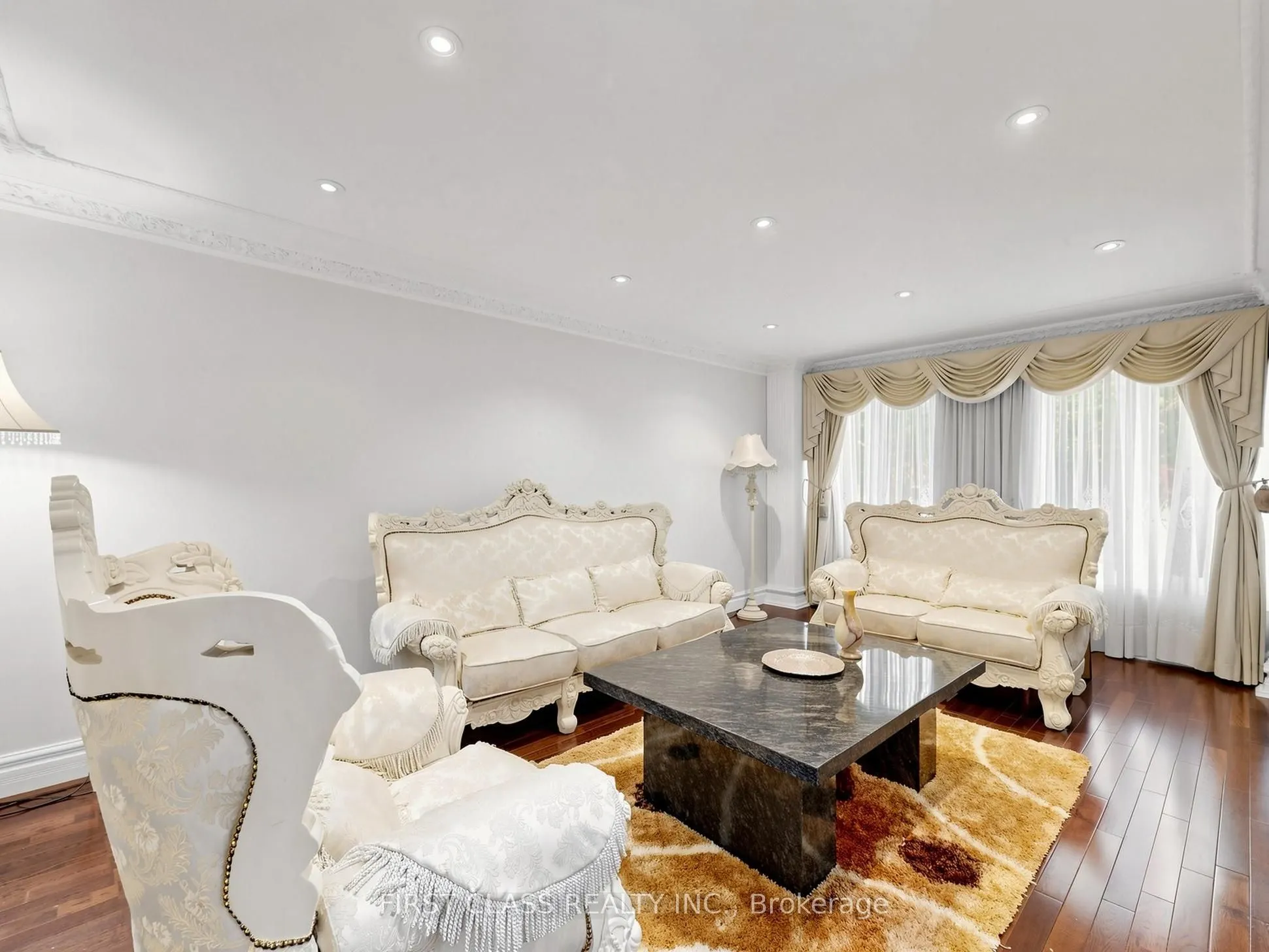 9 Westpoint Court