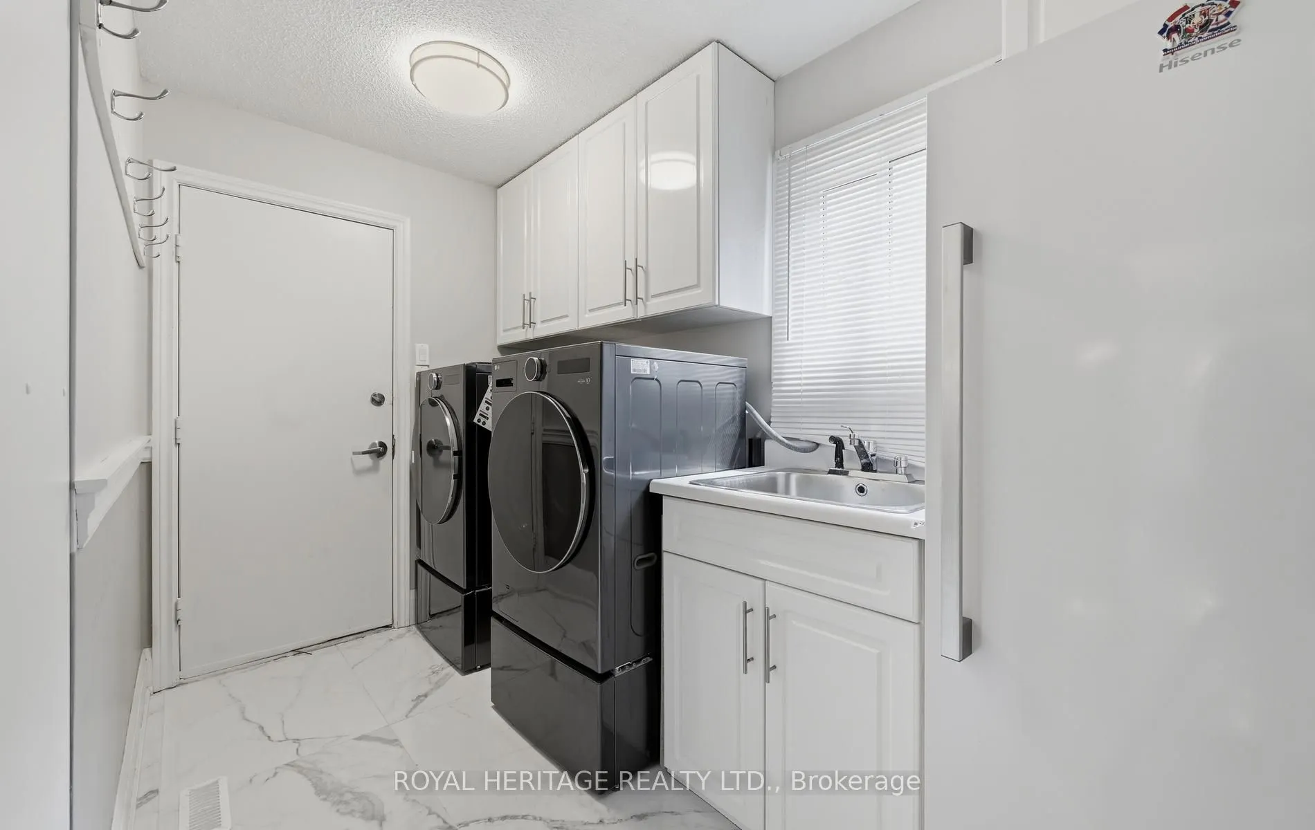 7 Kimbark Crescent