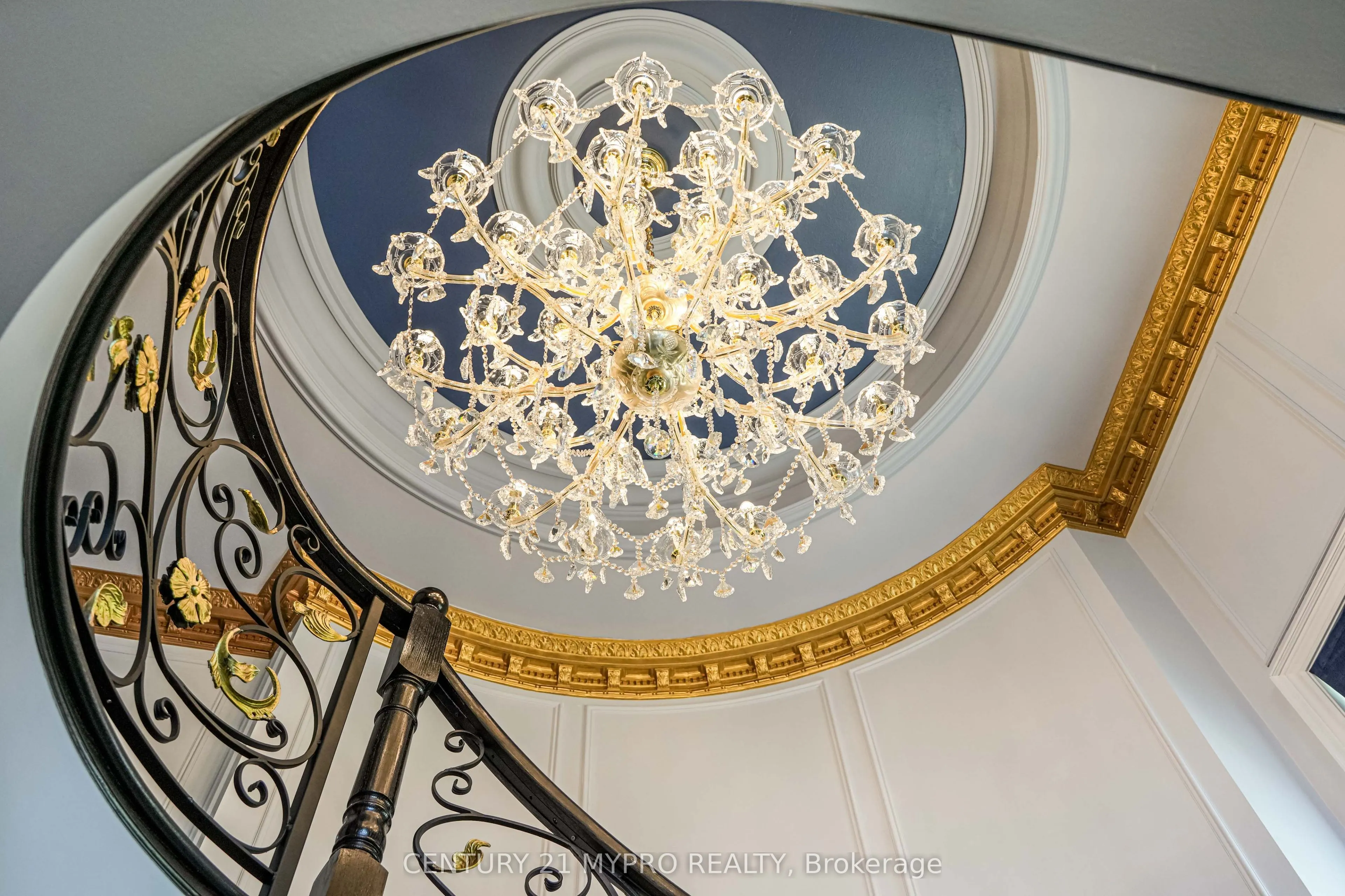 107 Hailsham Court