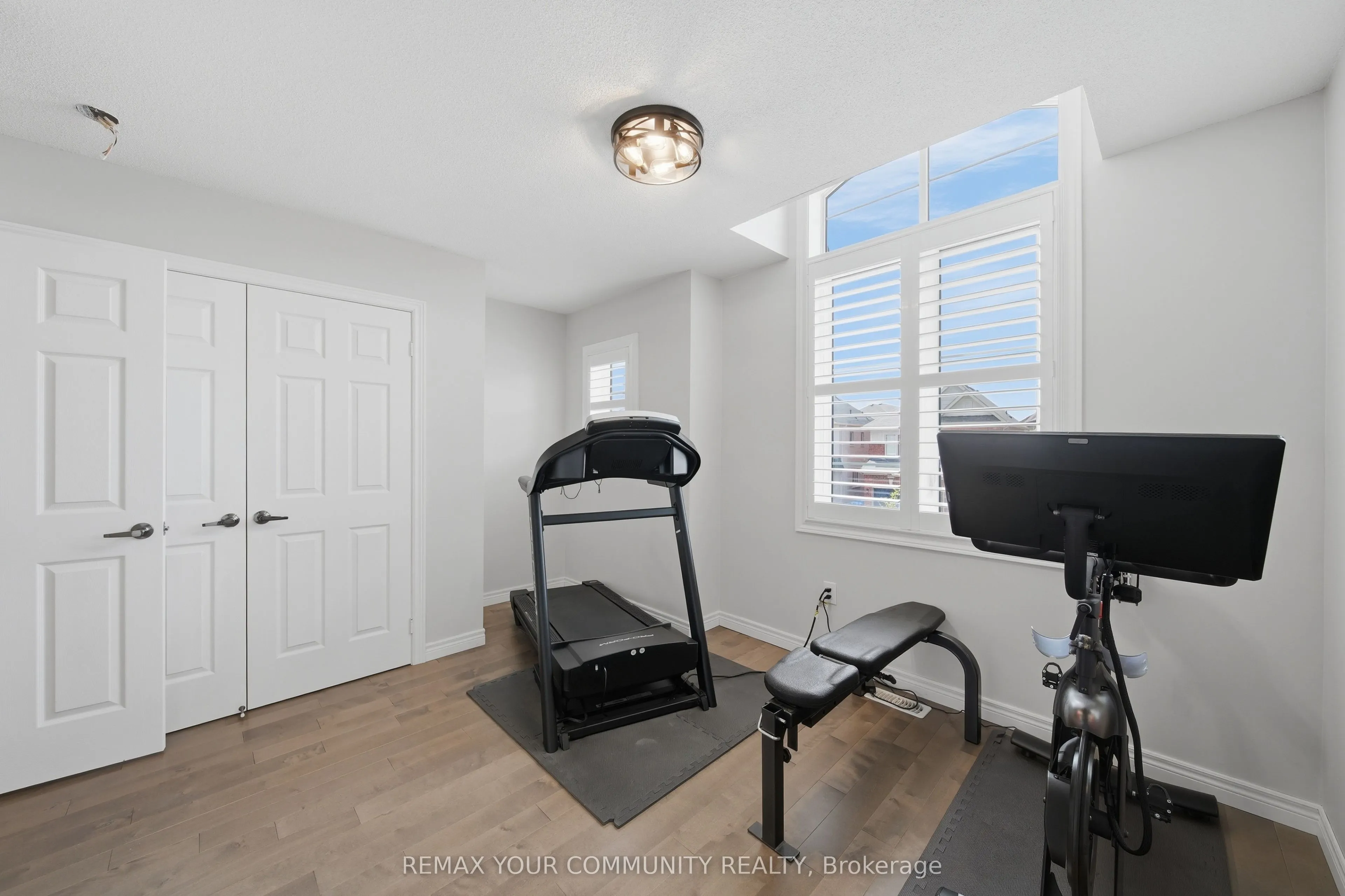 275 Sharon Creek Drive