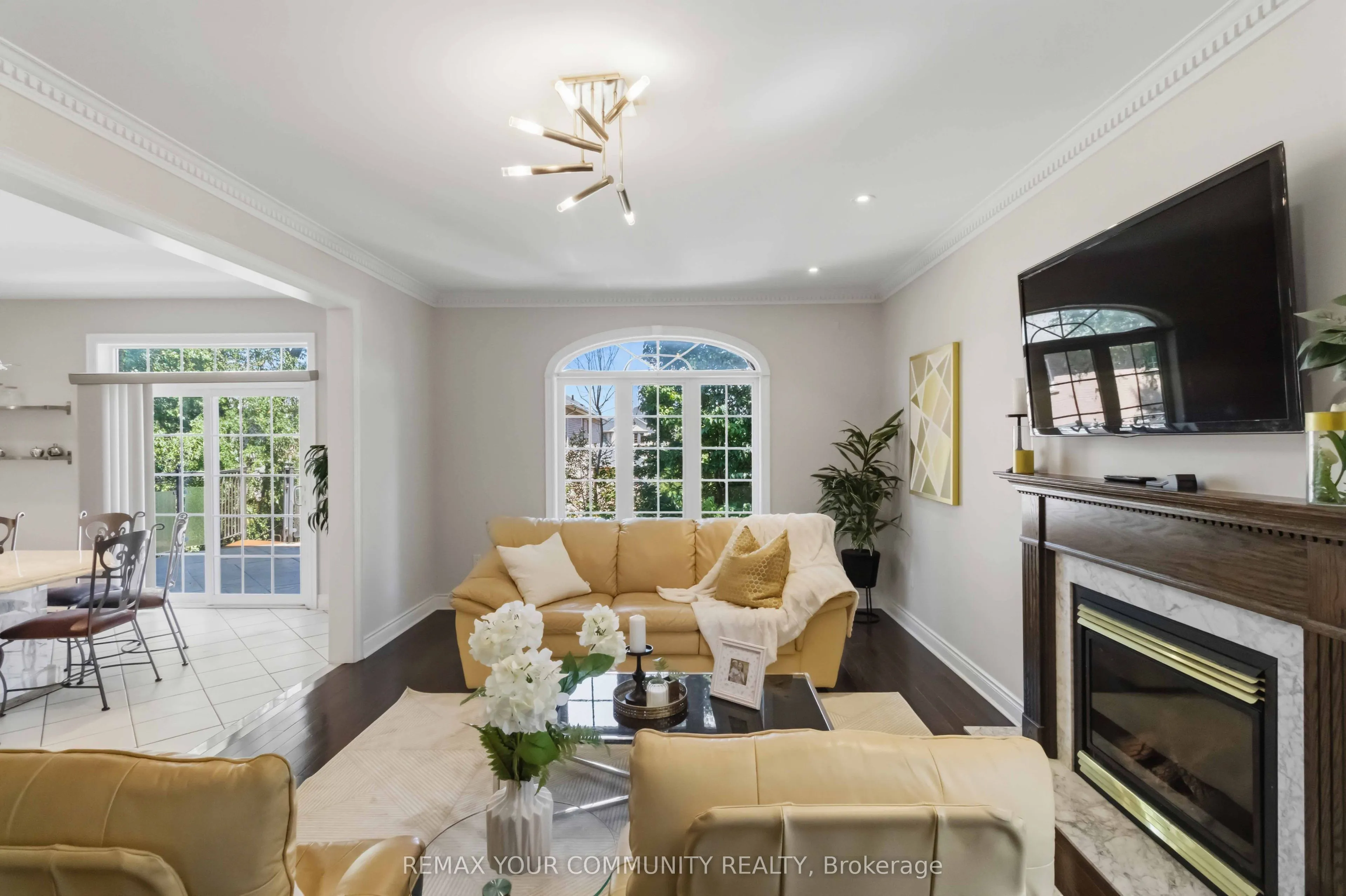 171 Langtry Place
