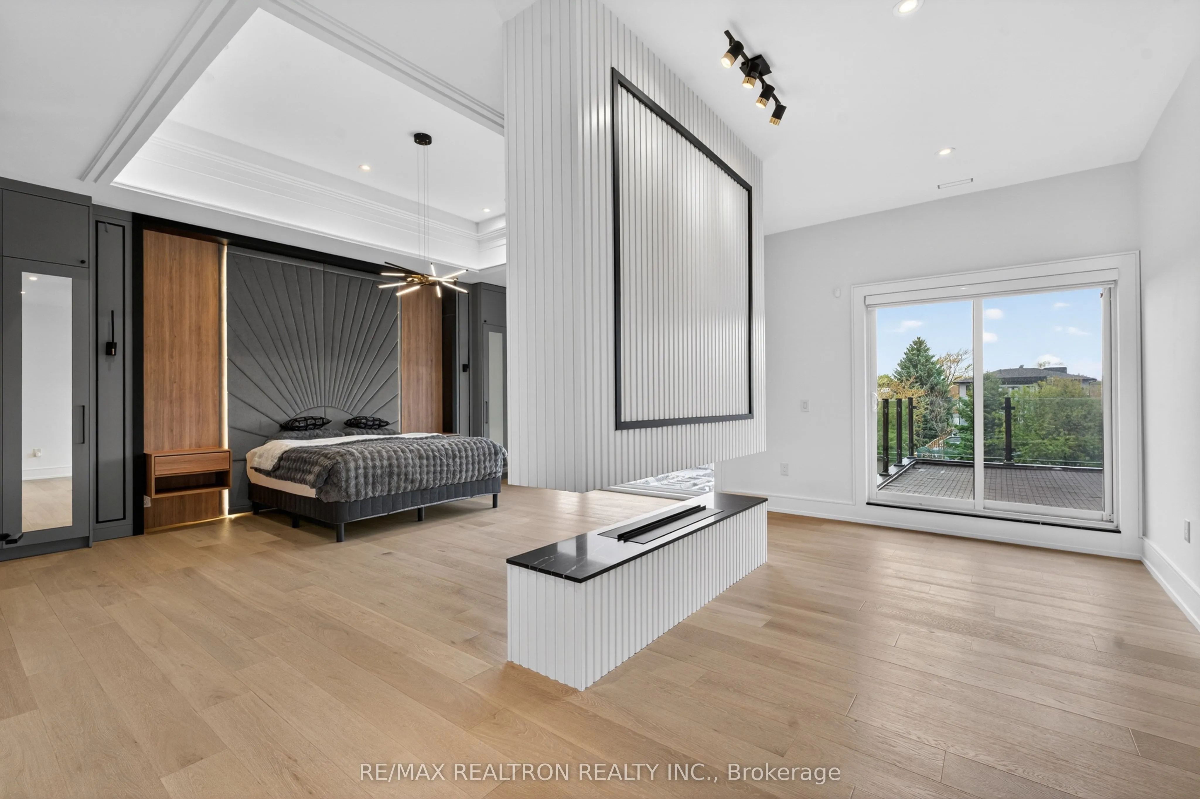 116 OAK Avenue