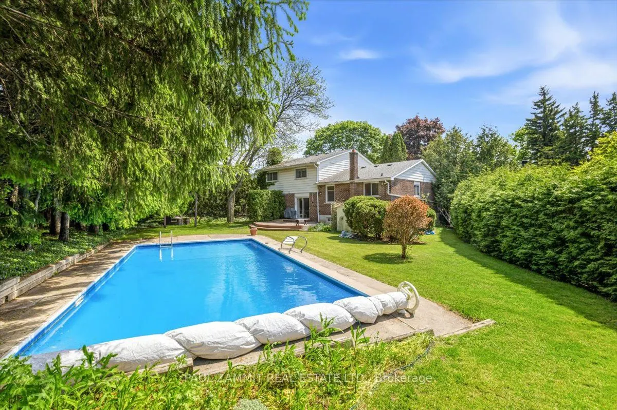 56 Coral Harbour Crescent