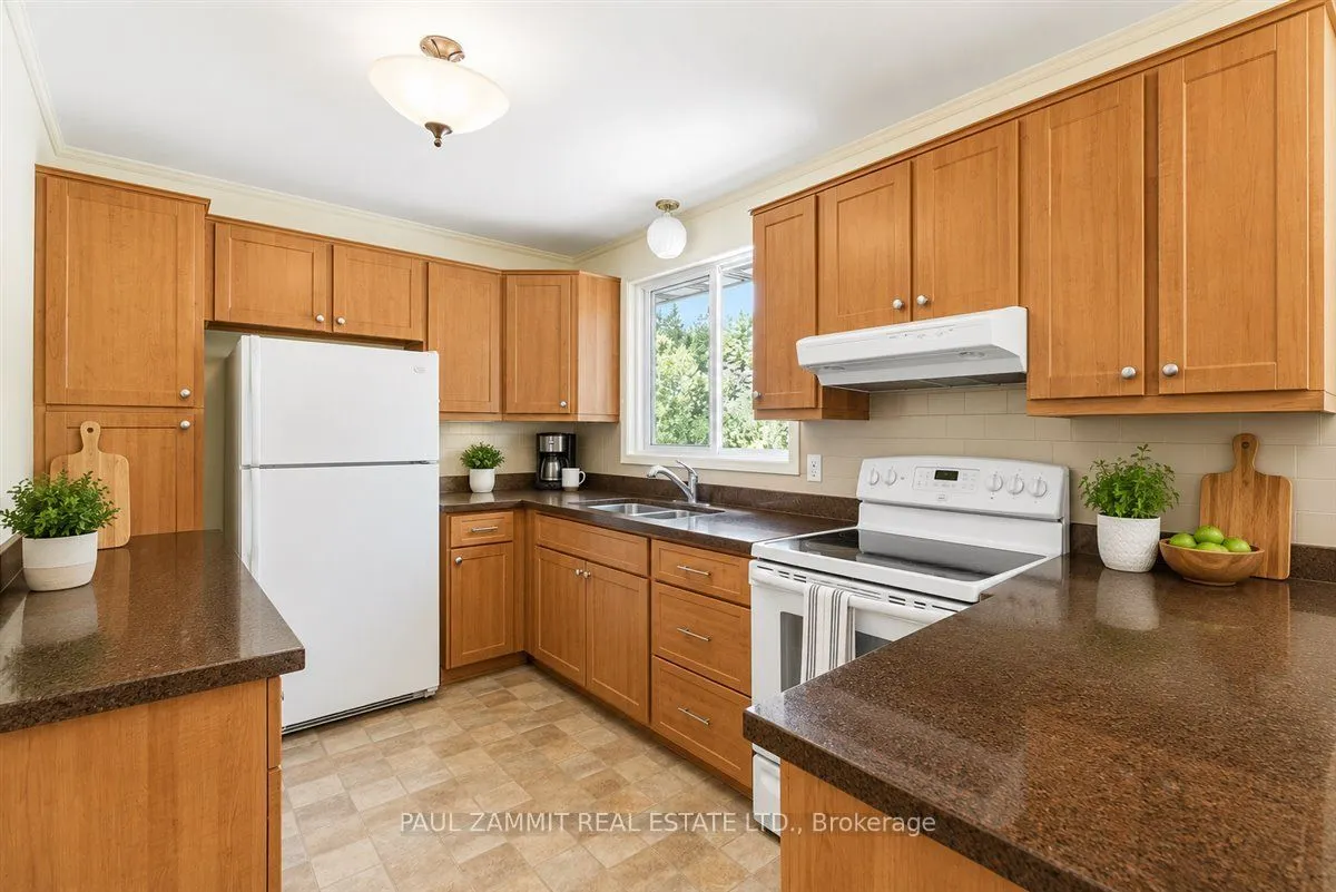 56 Coral Harbour Crescent