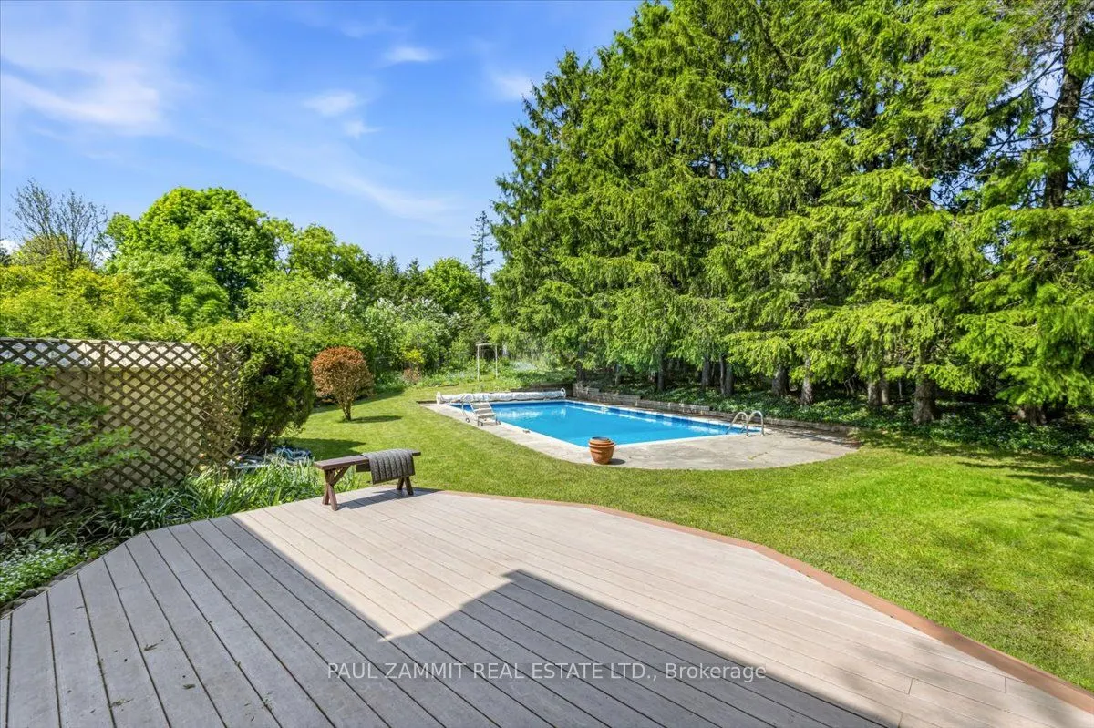 56 Coral Harbour Crescent