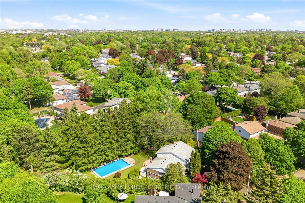 56 Coral Harbour Crescent
