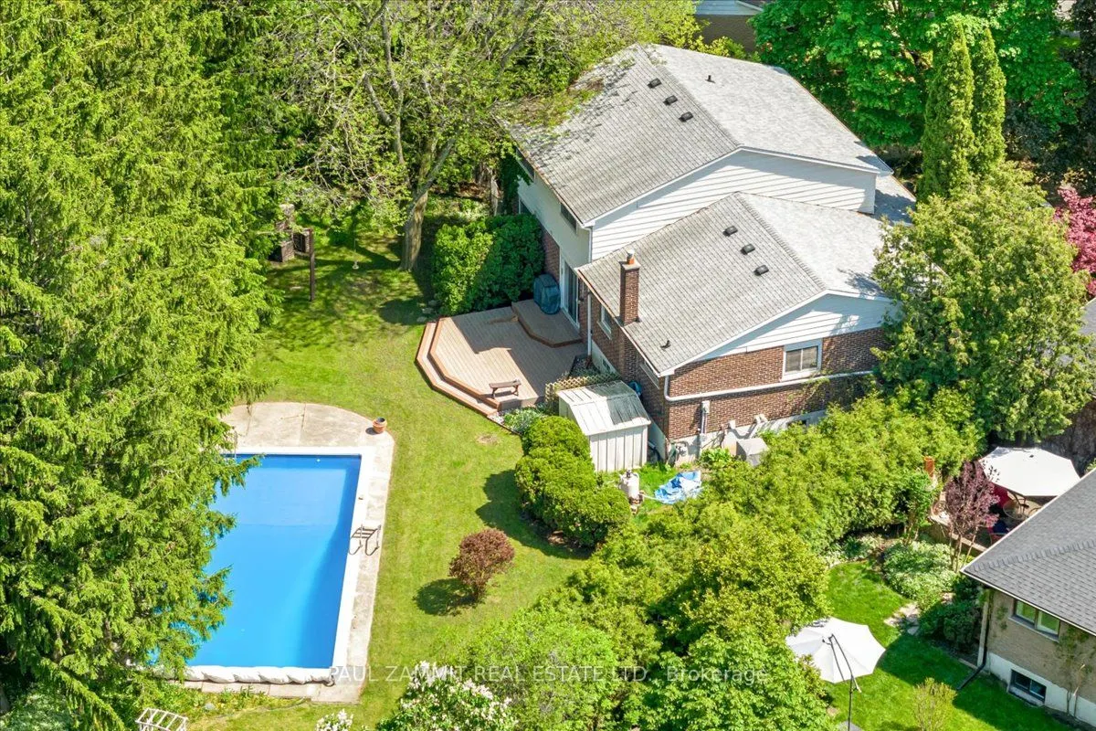56 Coral Harbour Crescent