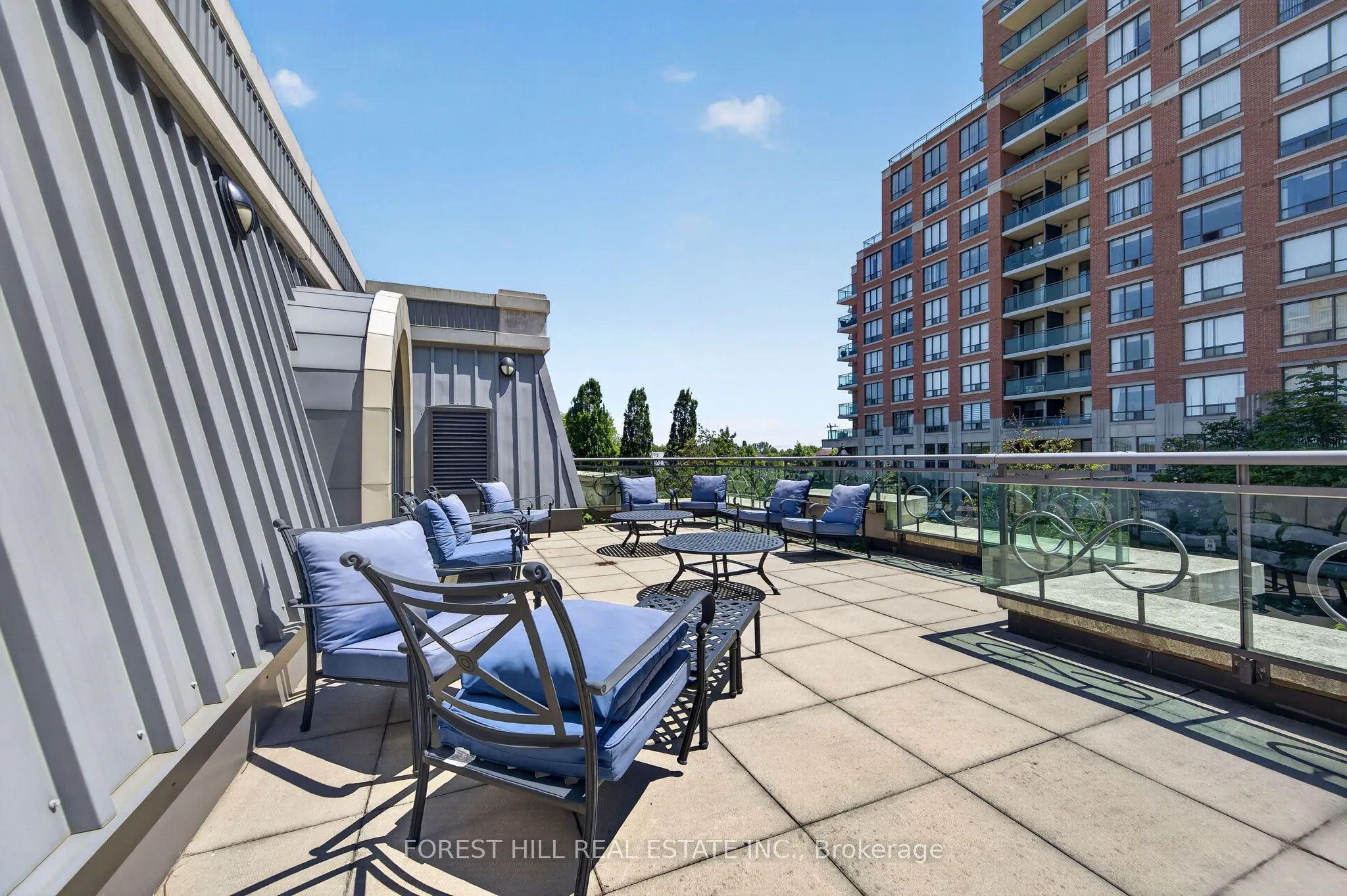 350 Red Maple Road #407