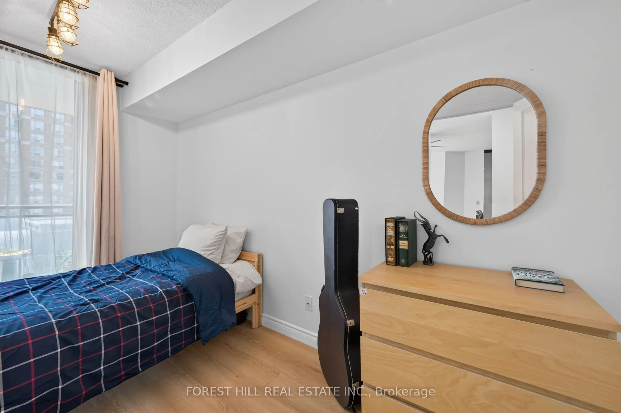 350 Red Maple Road #407