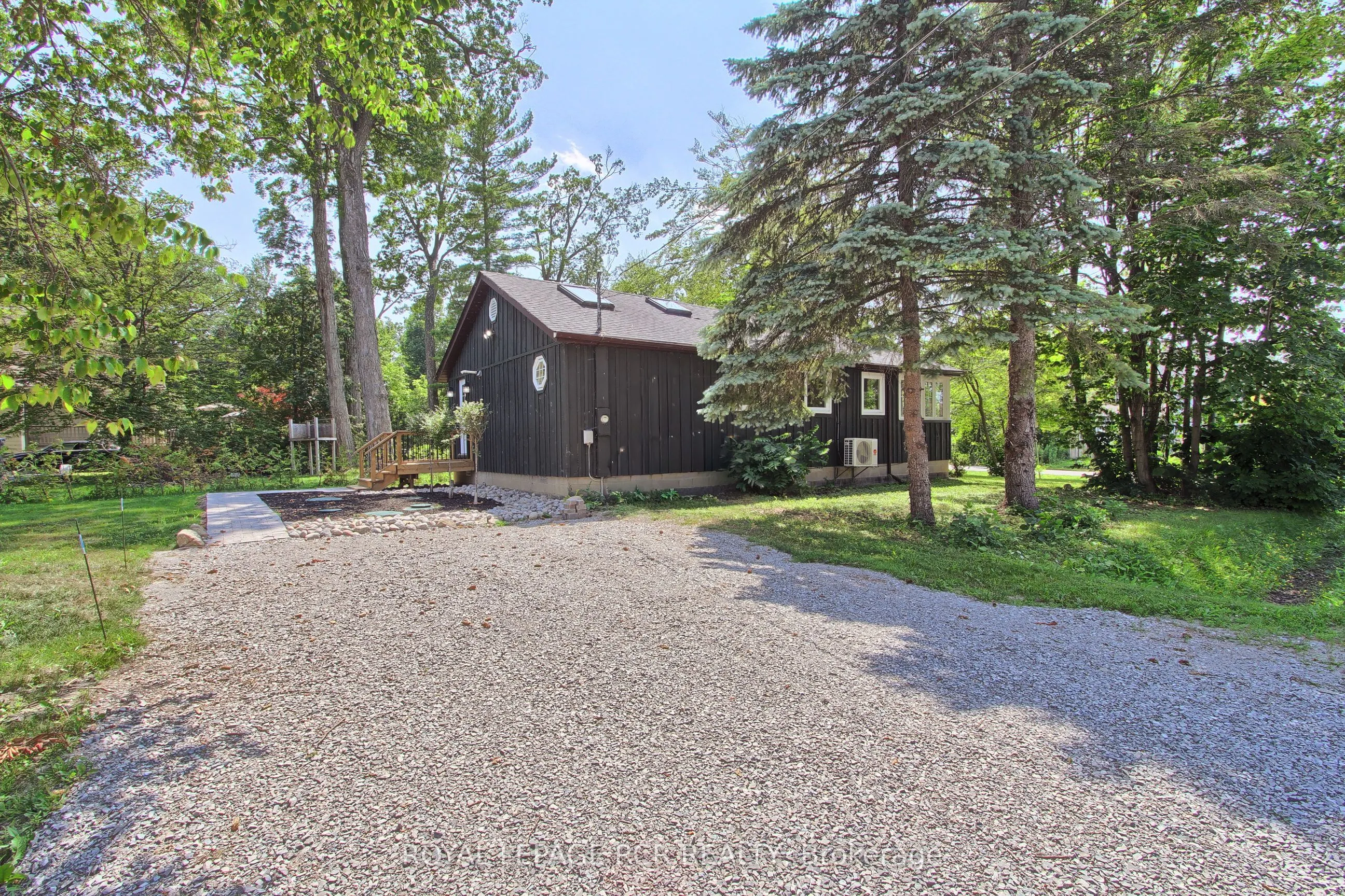 3967 Algonquin Avenue