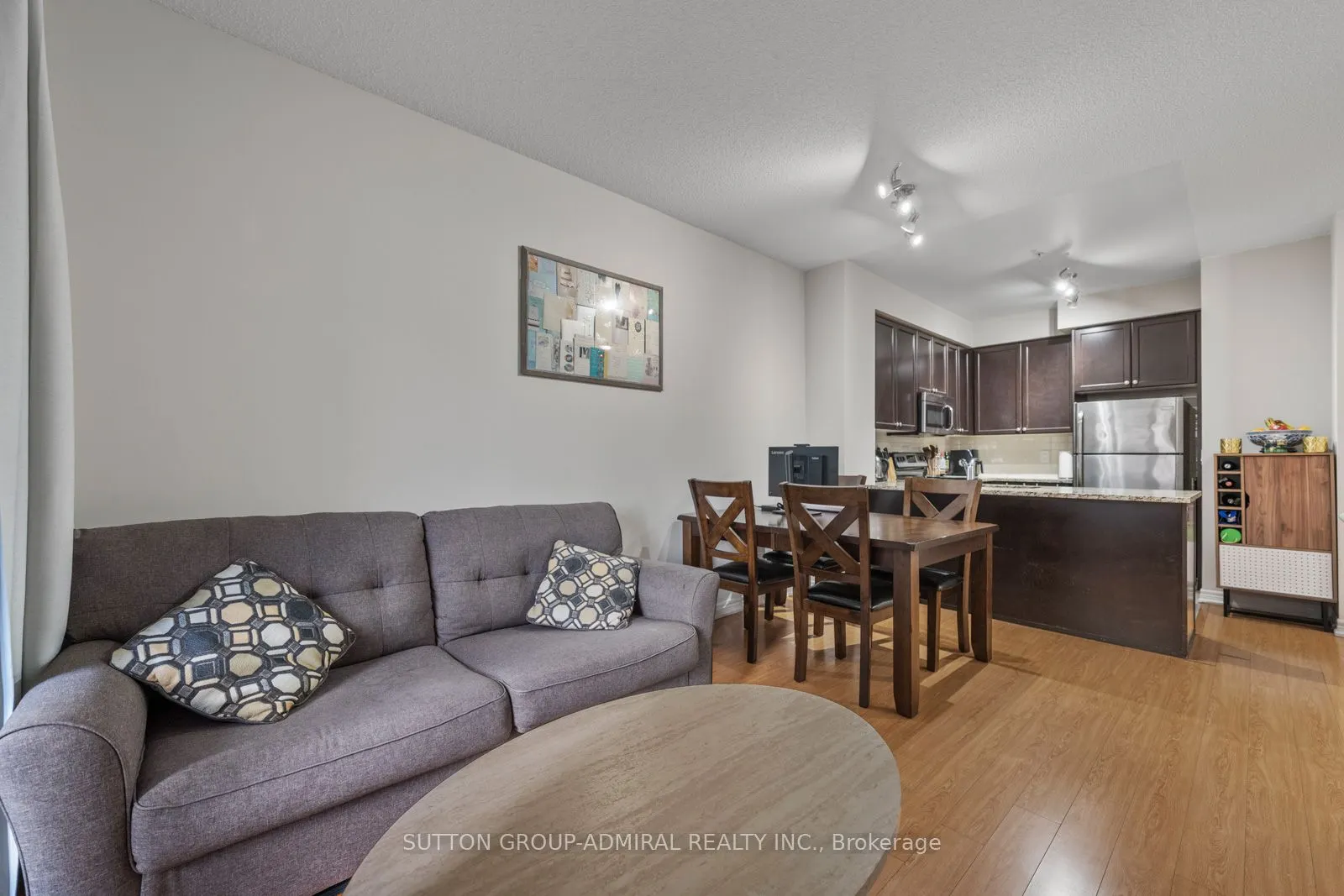 9255 Jane Street #215