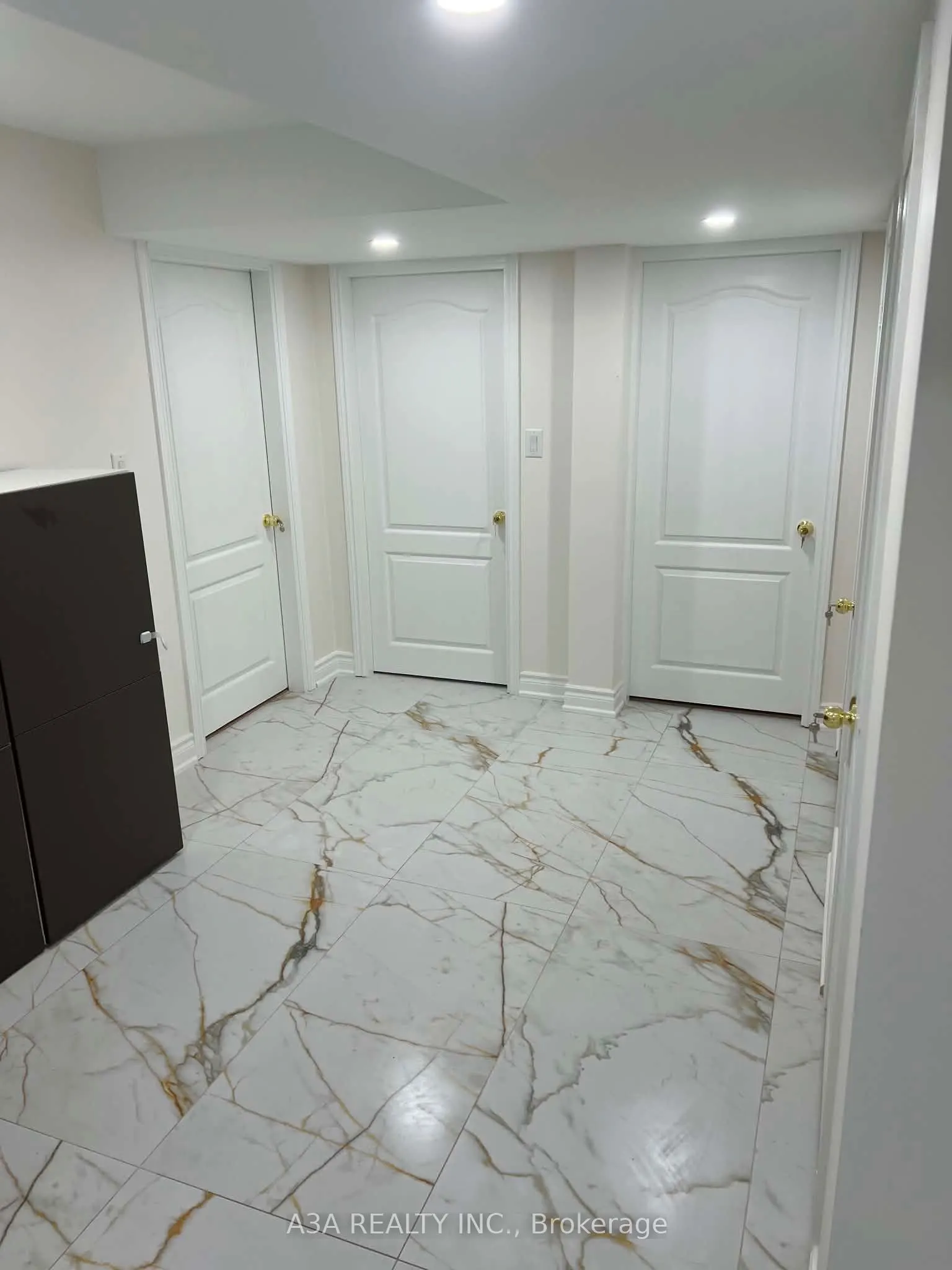 4 Bamburg Street #Basement