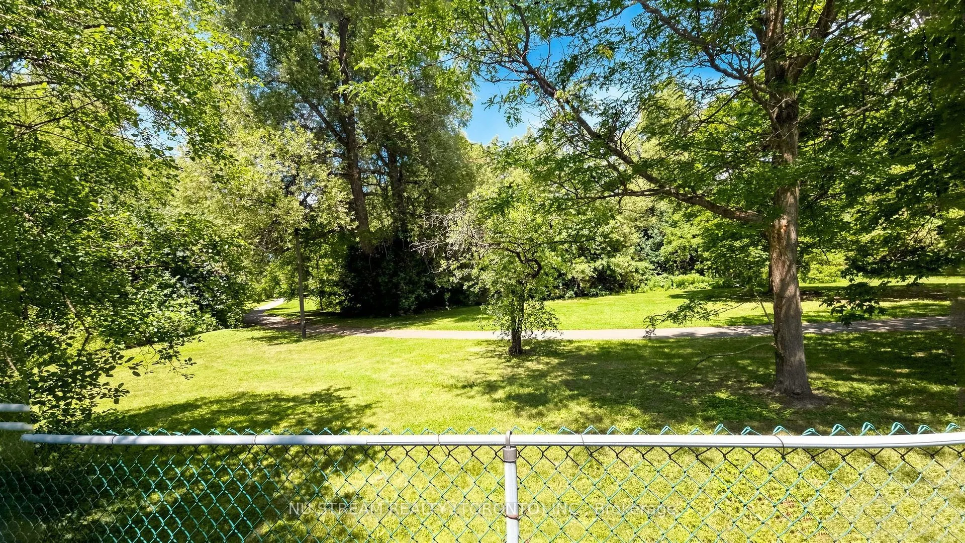 20 Blackforest Drive