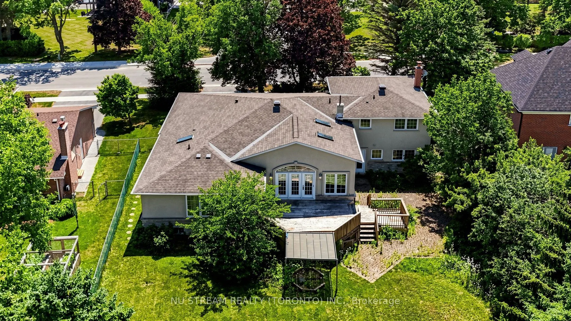 20 Blackforest Drive