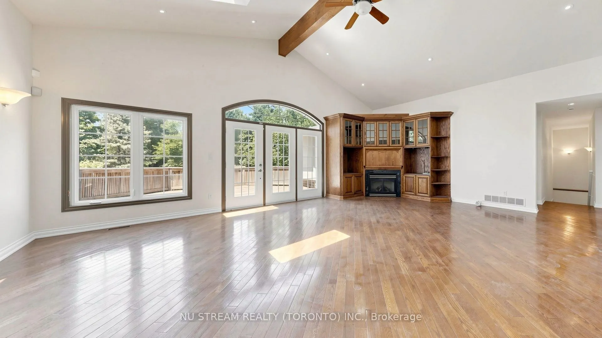 20 Blackforest Drive