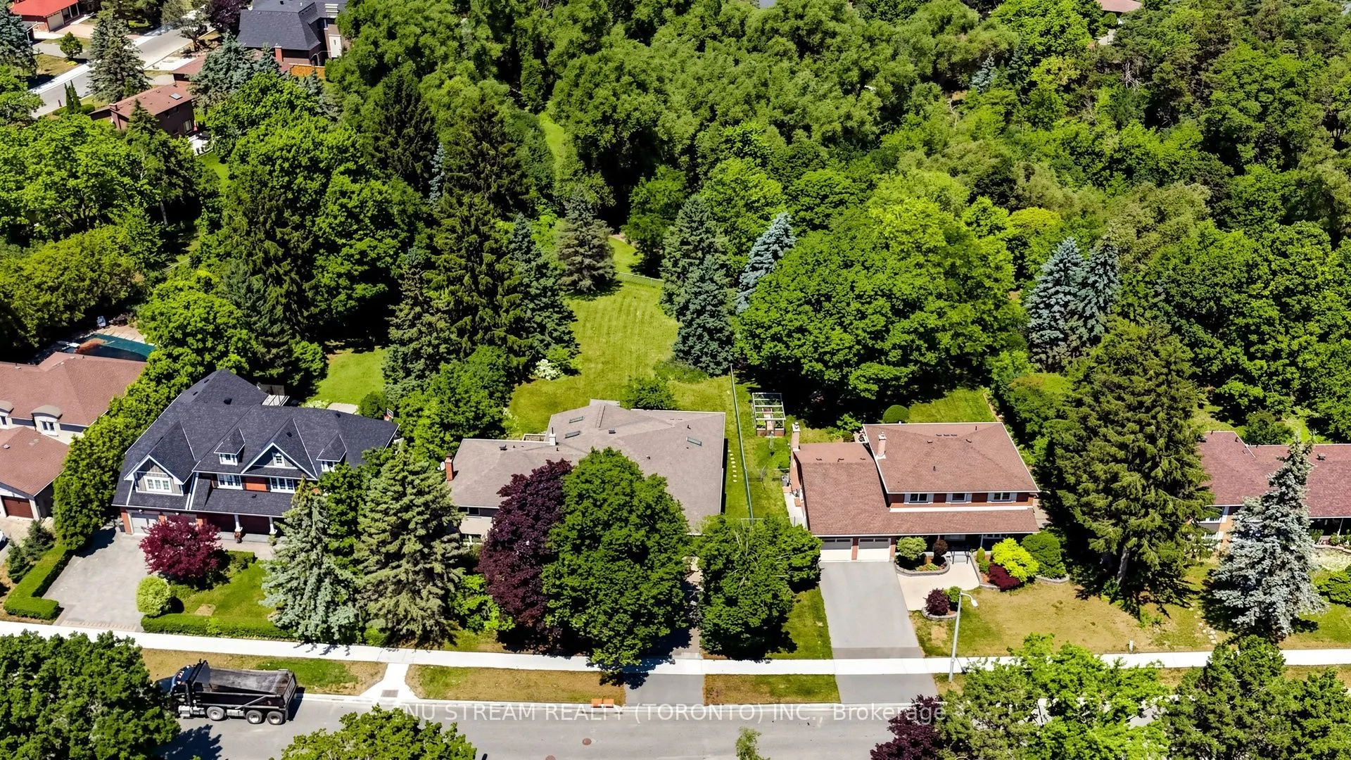 20 Blackforest Drive