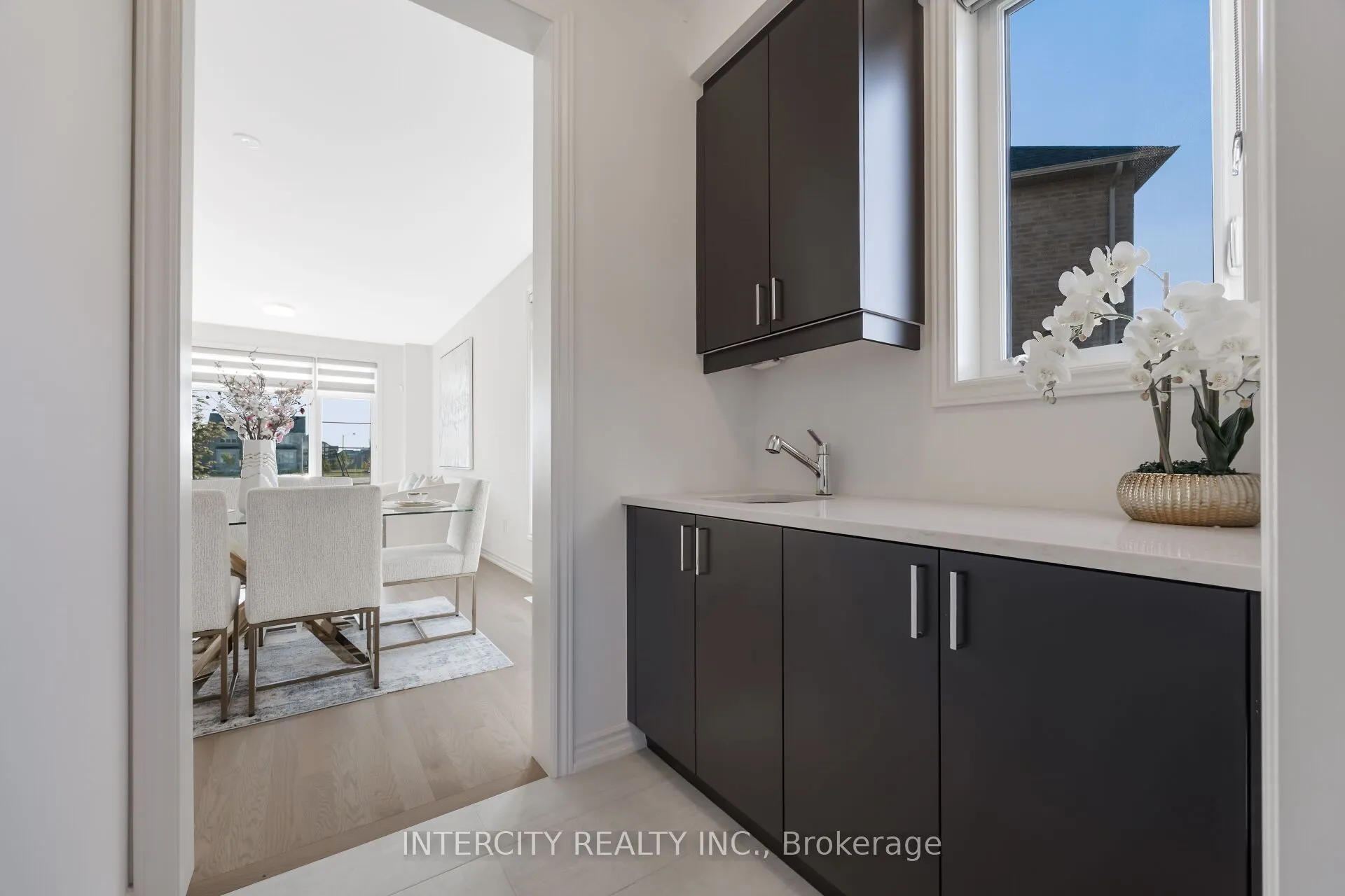 8 Elderberry Way