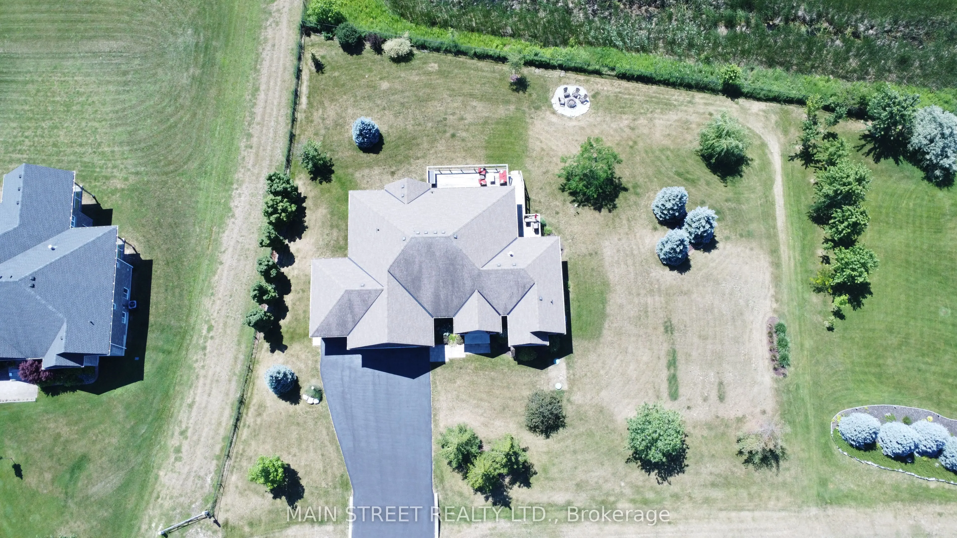 13 Brolley Crescent