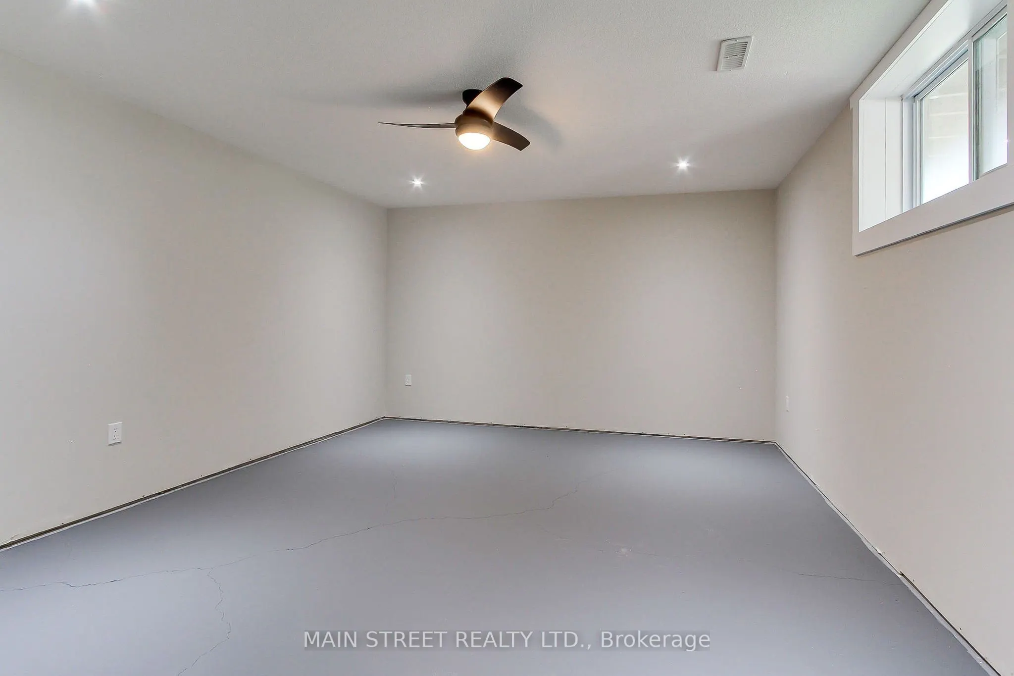 13 Brolley Crescent