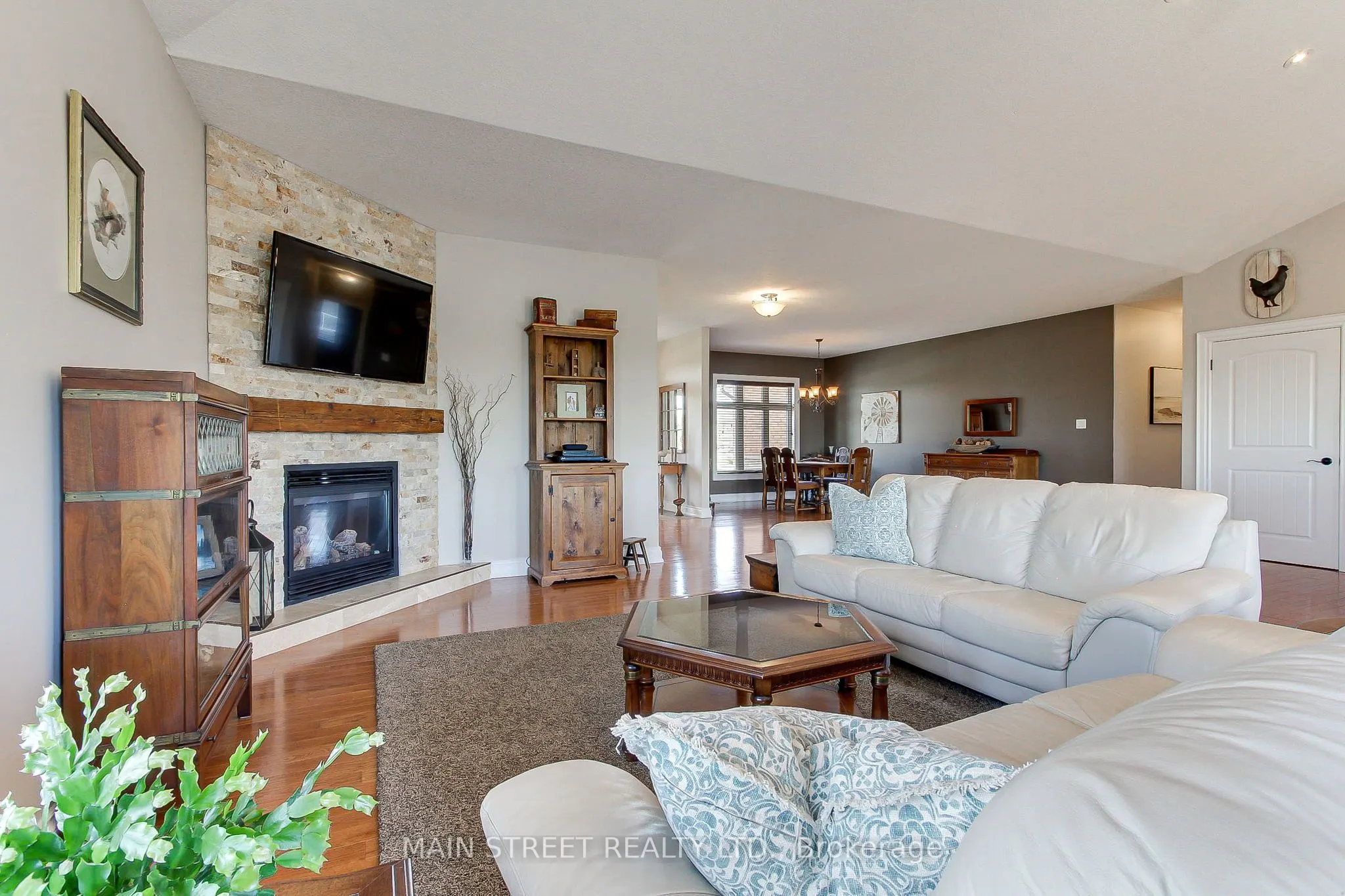 13 Brolley Crescent