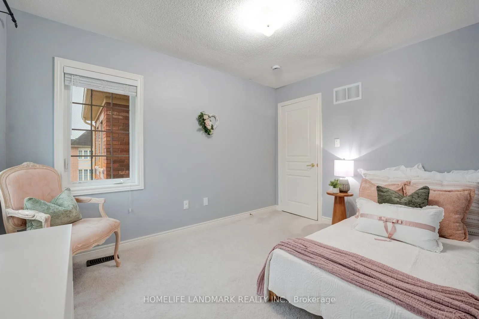 298 West Lawn Crescent
